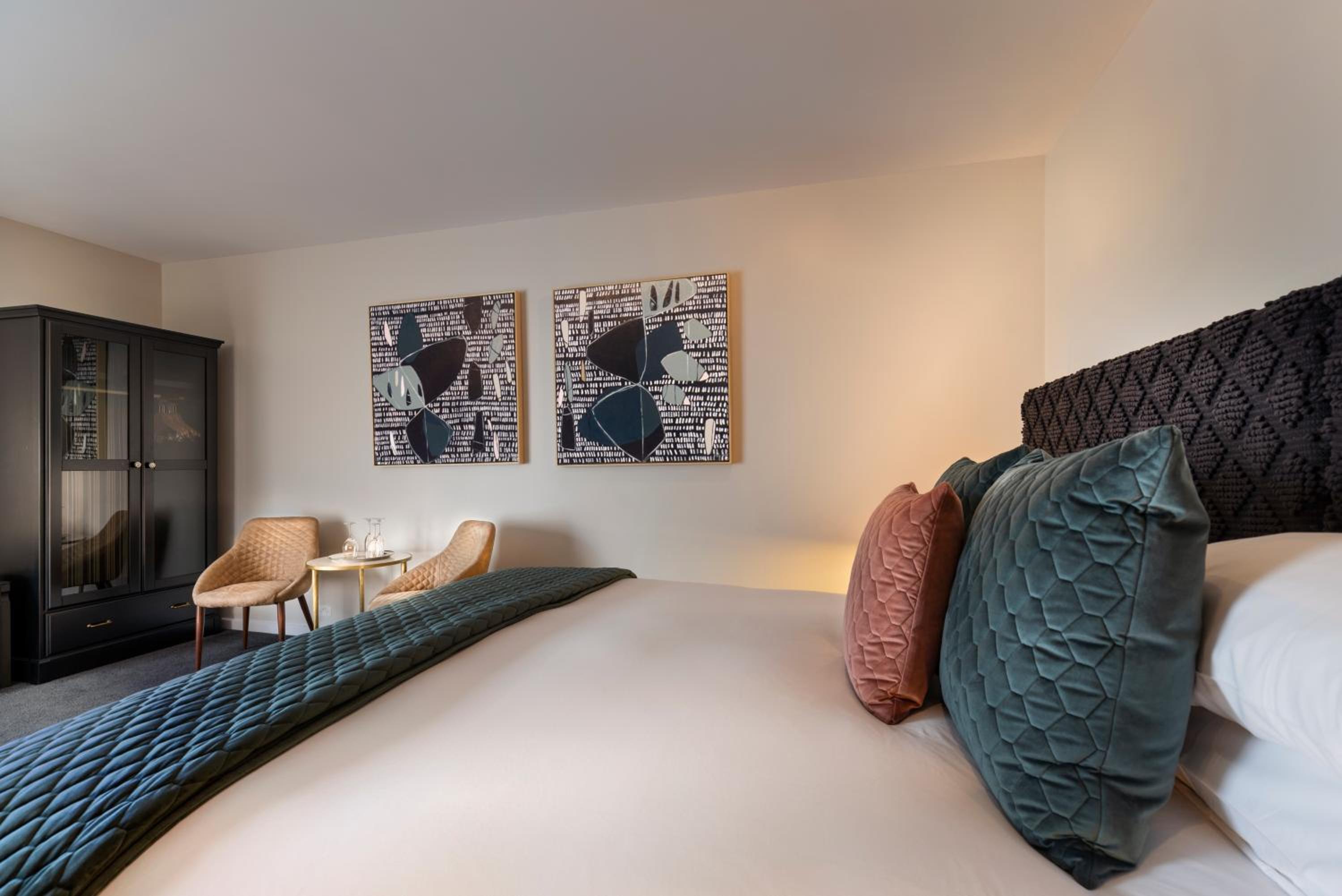 King Suite - Bianca photo 3