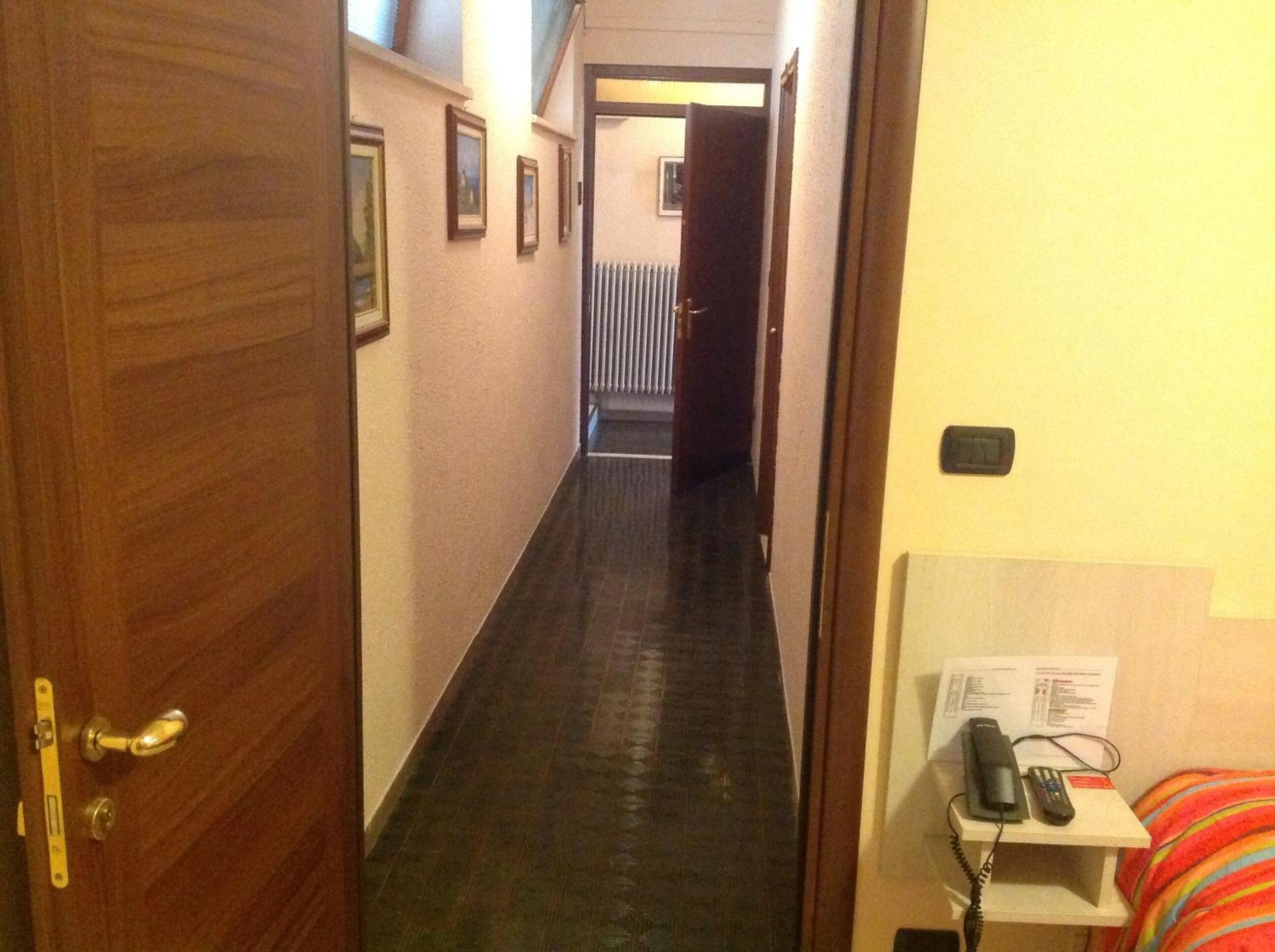 Triple Room - Photo 1