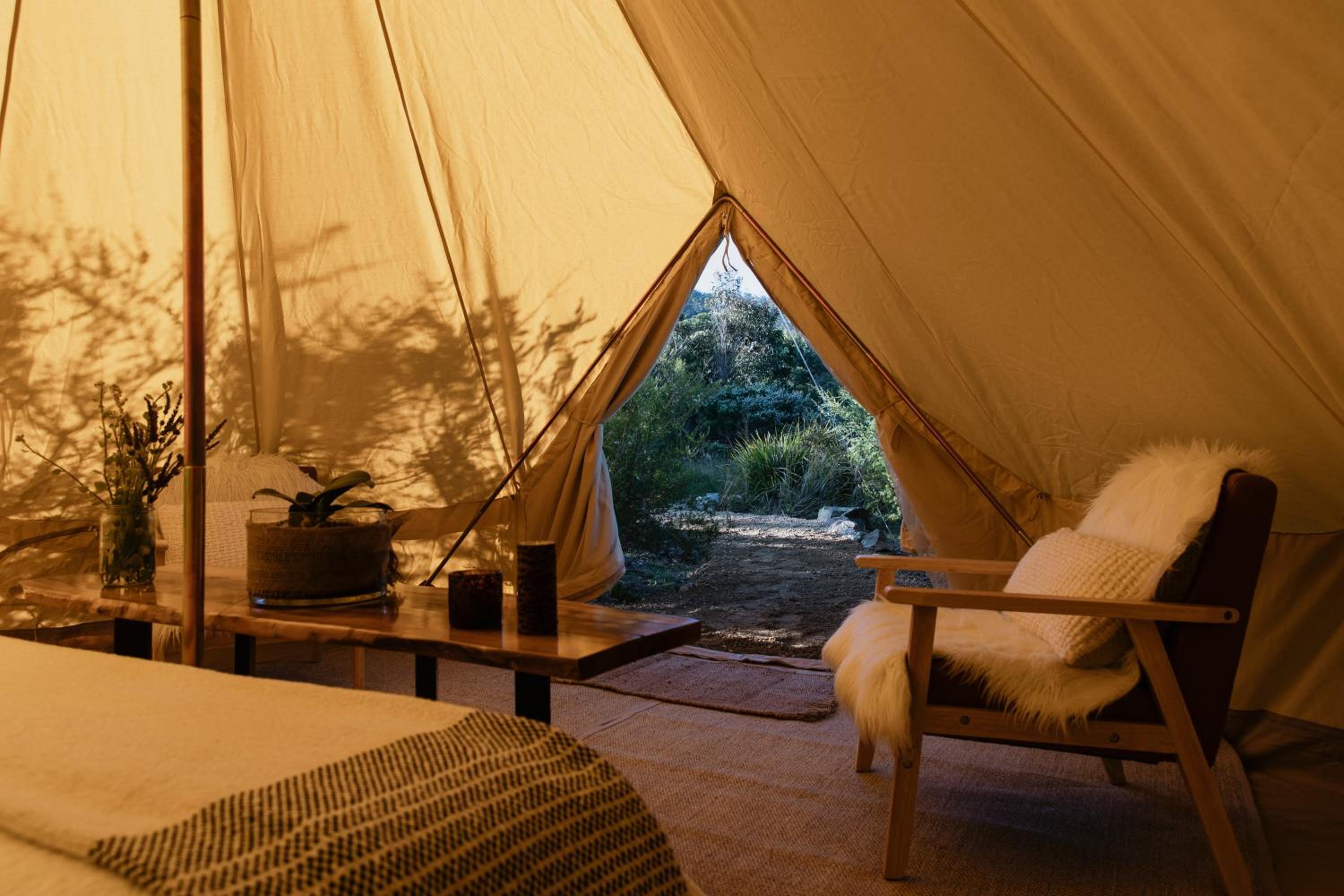 Garden view tent