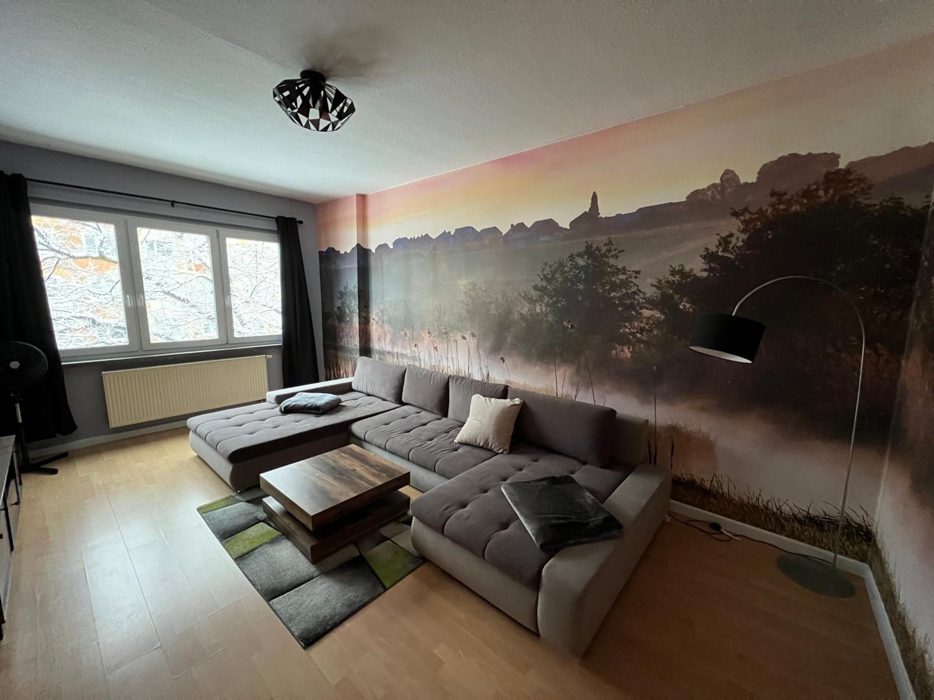 One-Bedroom Apartment photo 1