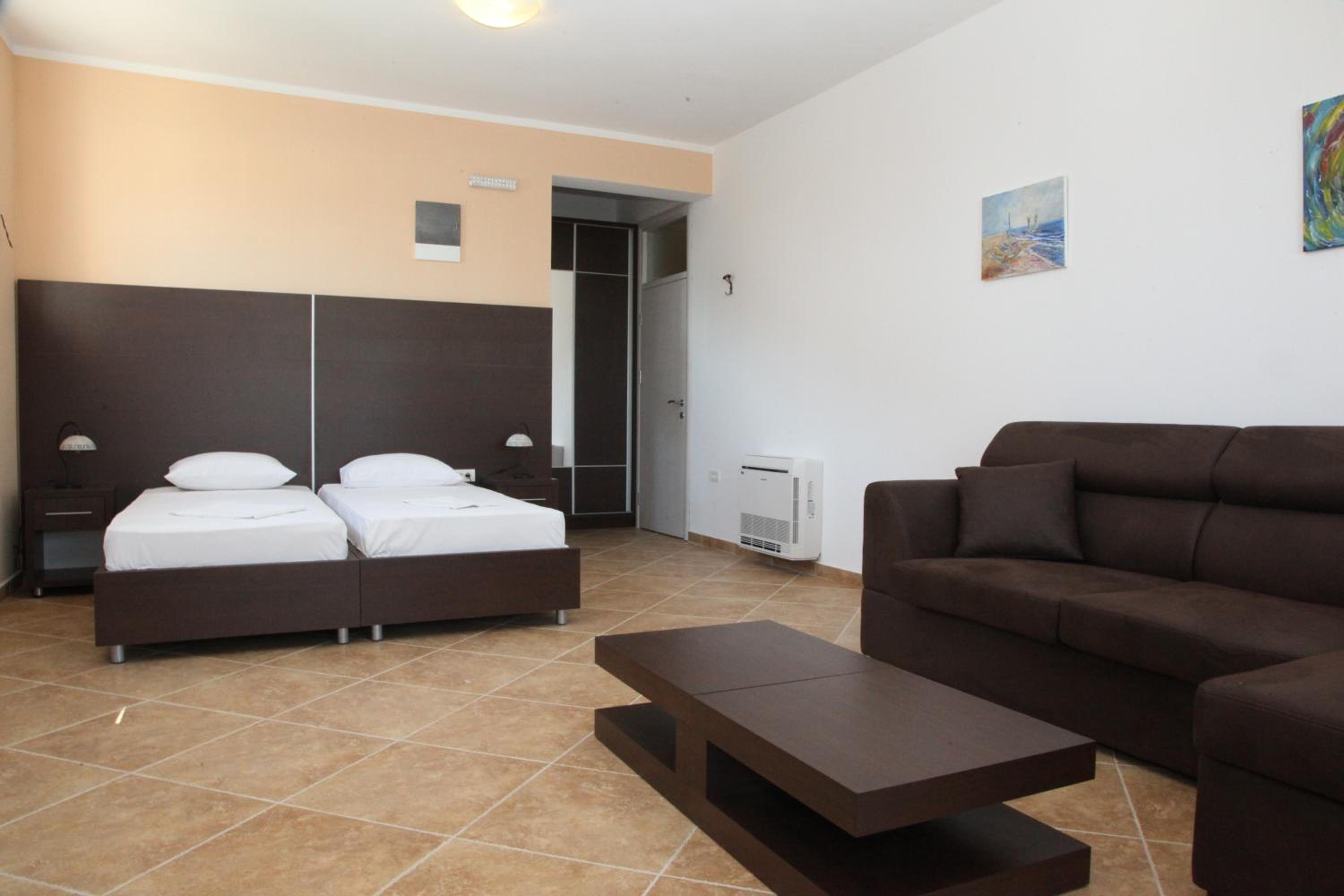 Studio Apartment with Sea View photo 2