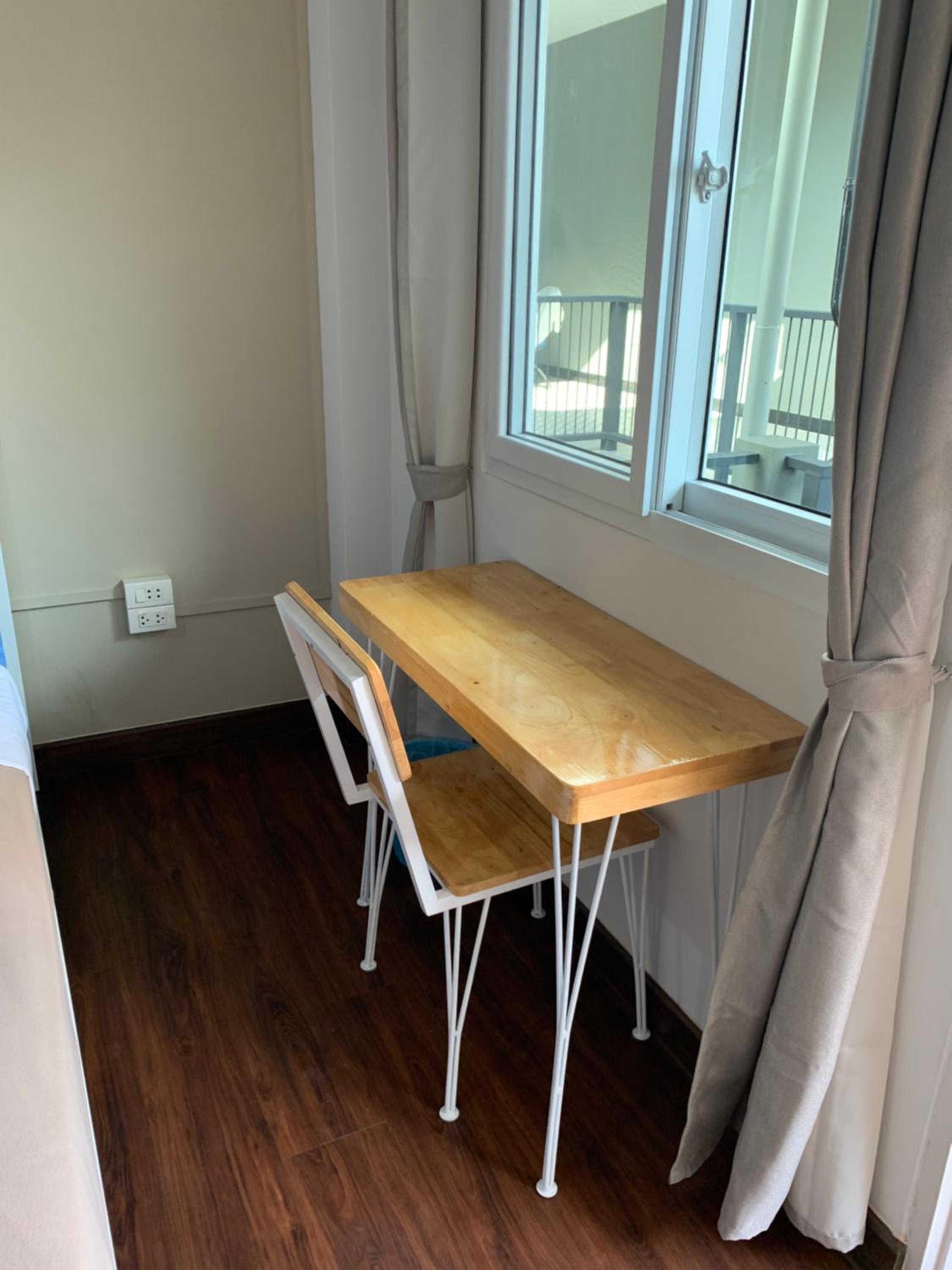Economy Twin Room - Photo 4
