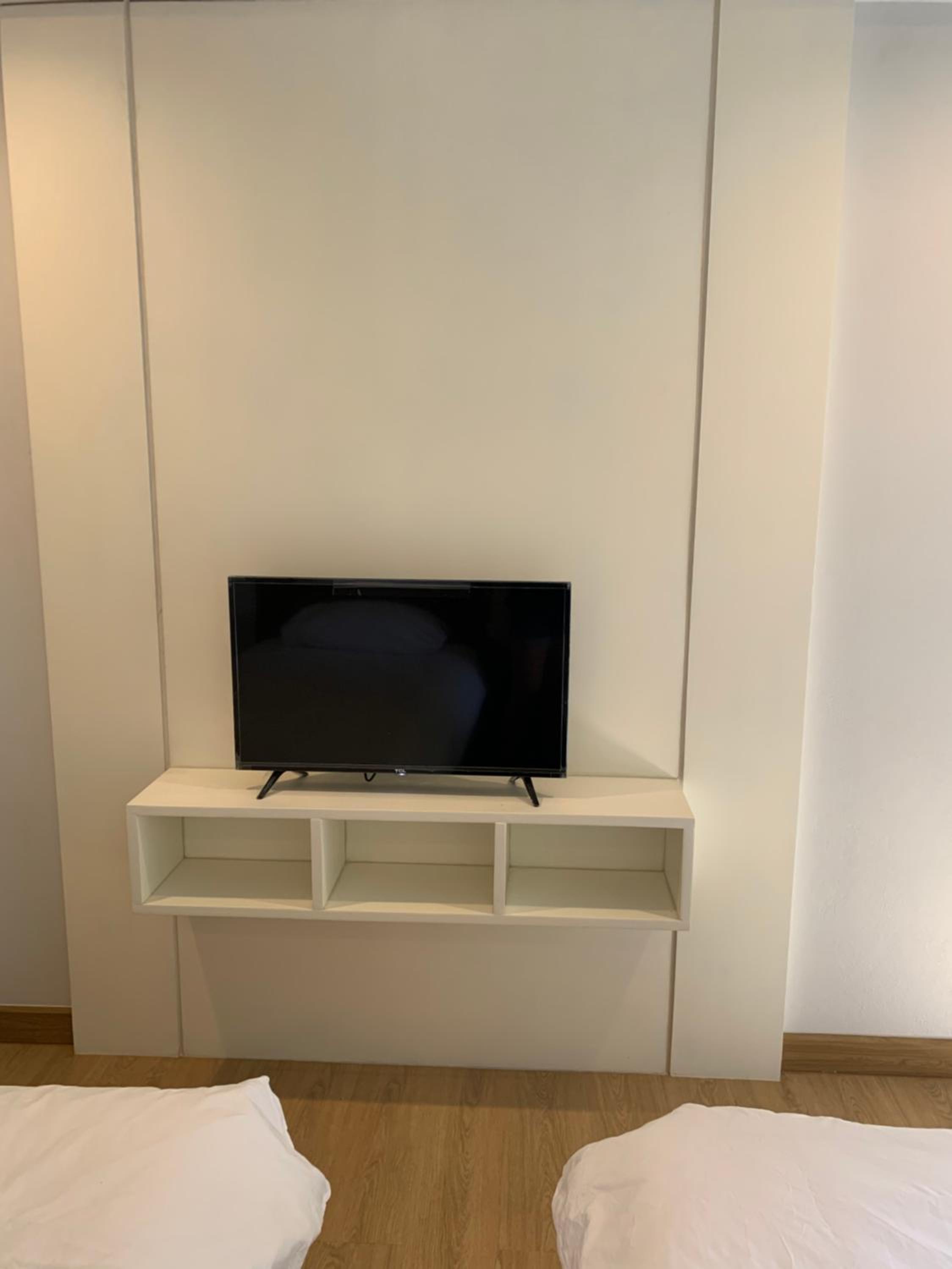 Standard Twin Room - Photo 4