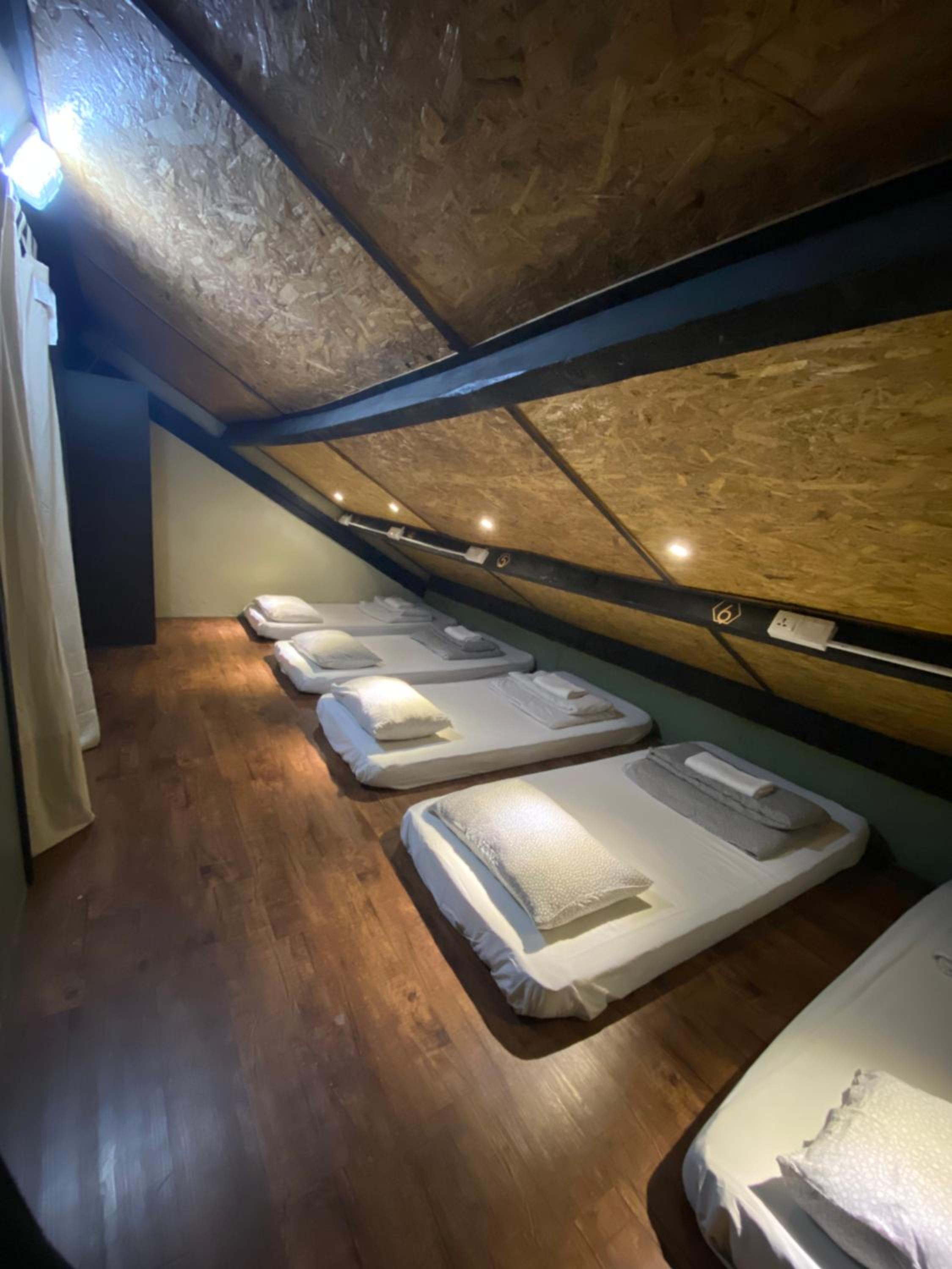 Single Bed in Dormitory Room photo 2