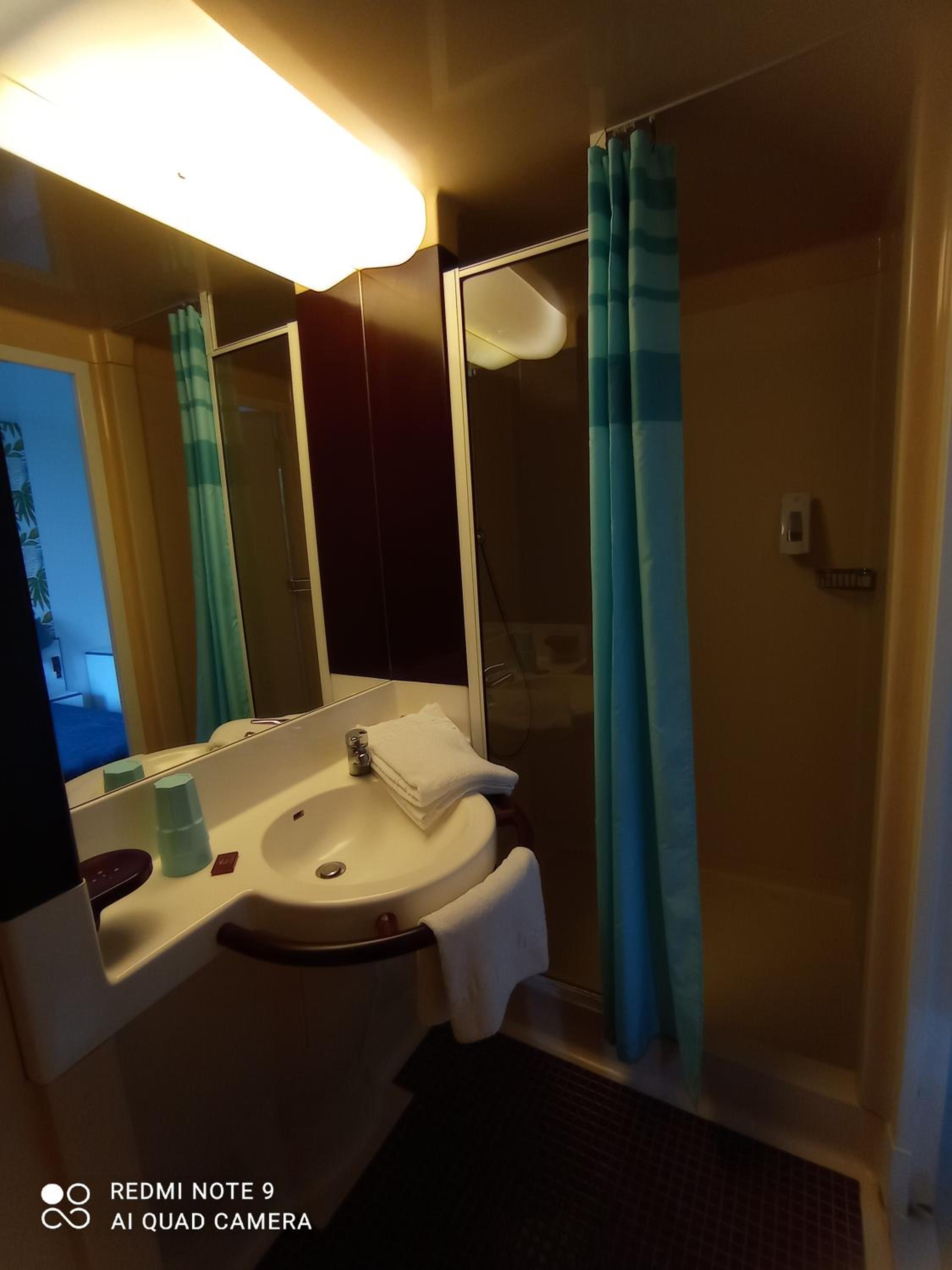 Comfort Double Room - Photo 9