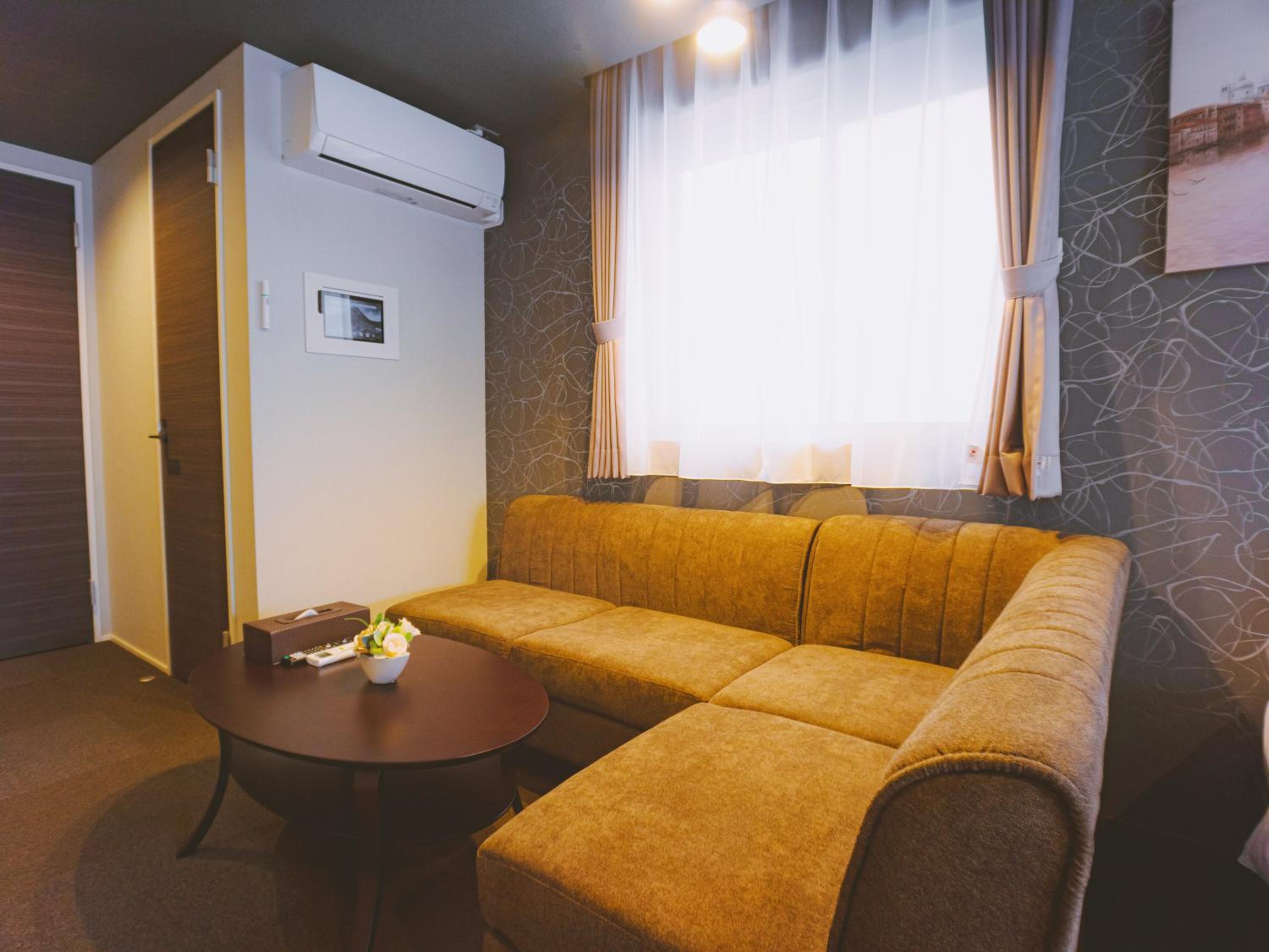 Superior Twin Room - Photo 8