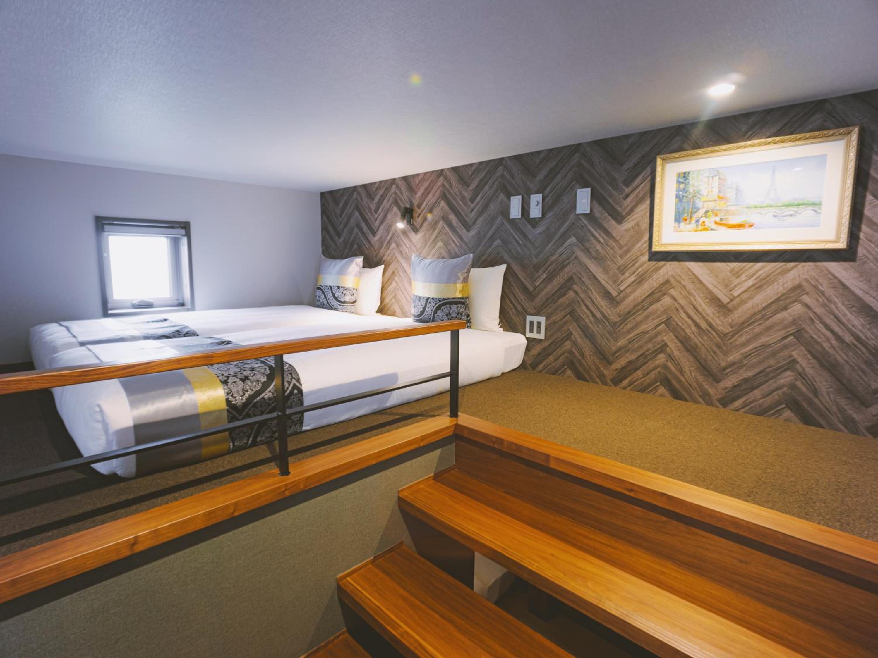 Suite - Photo 6