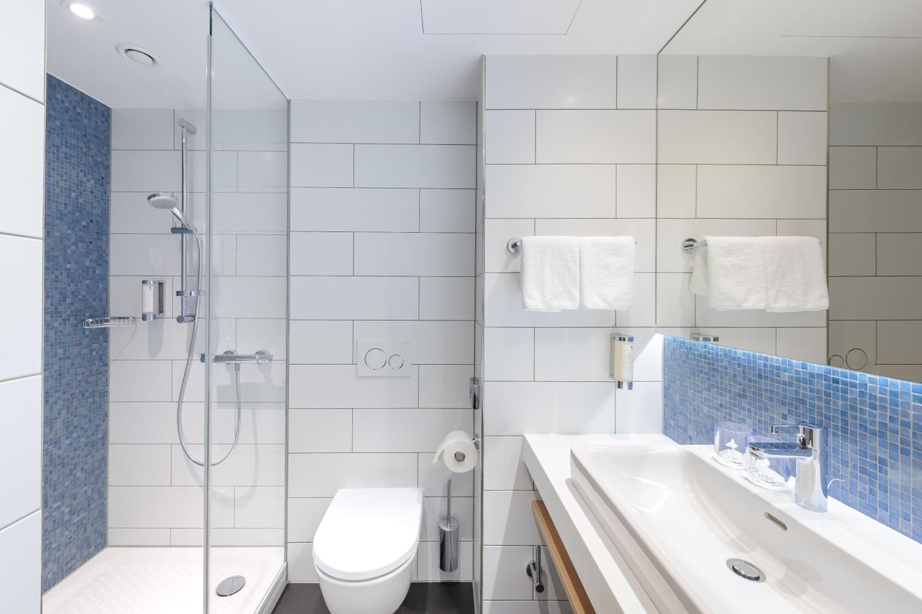 Standard Double Room - Photo 7