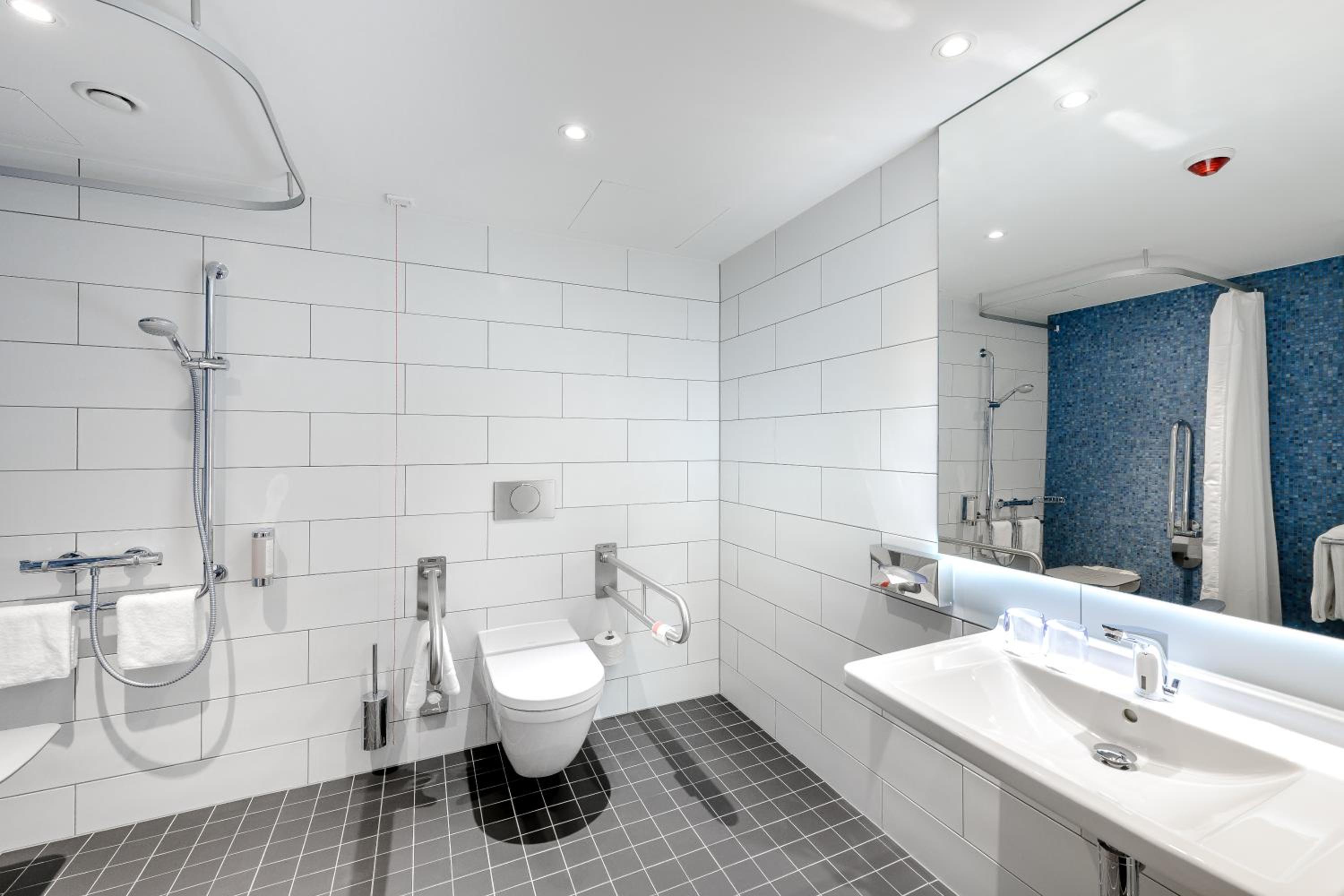 Holiday Inn Express Berlin - Alexanderplatz by IHG - Photo 14
