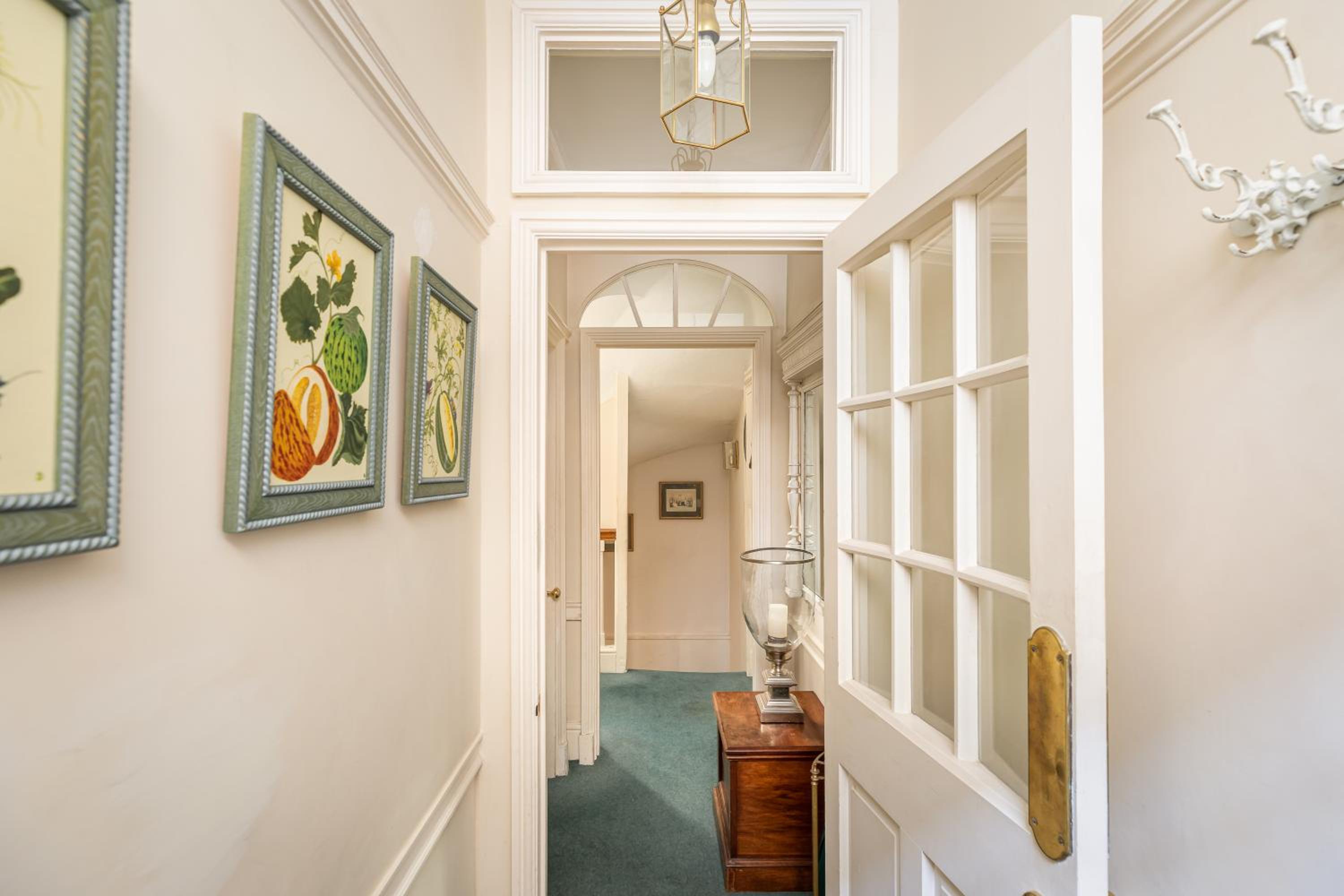 Four-Bedroom House - Photo 24