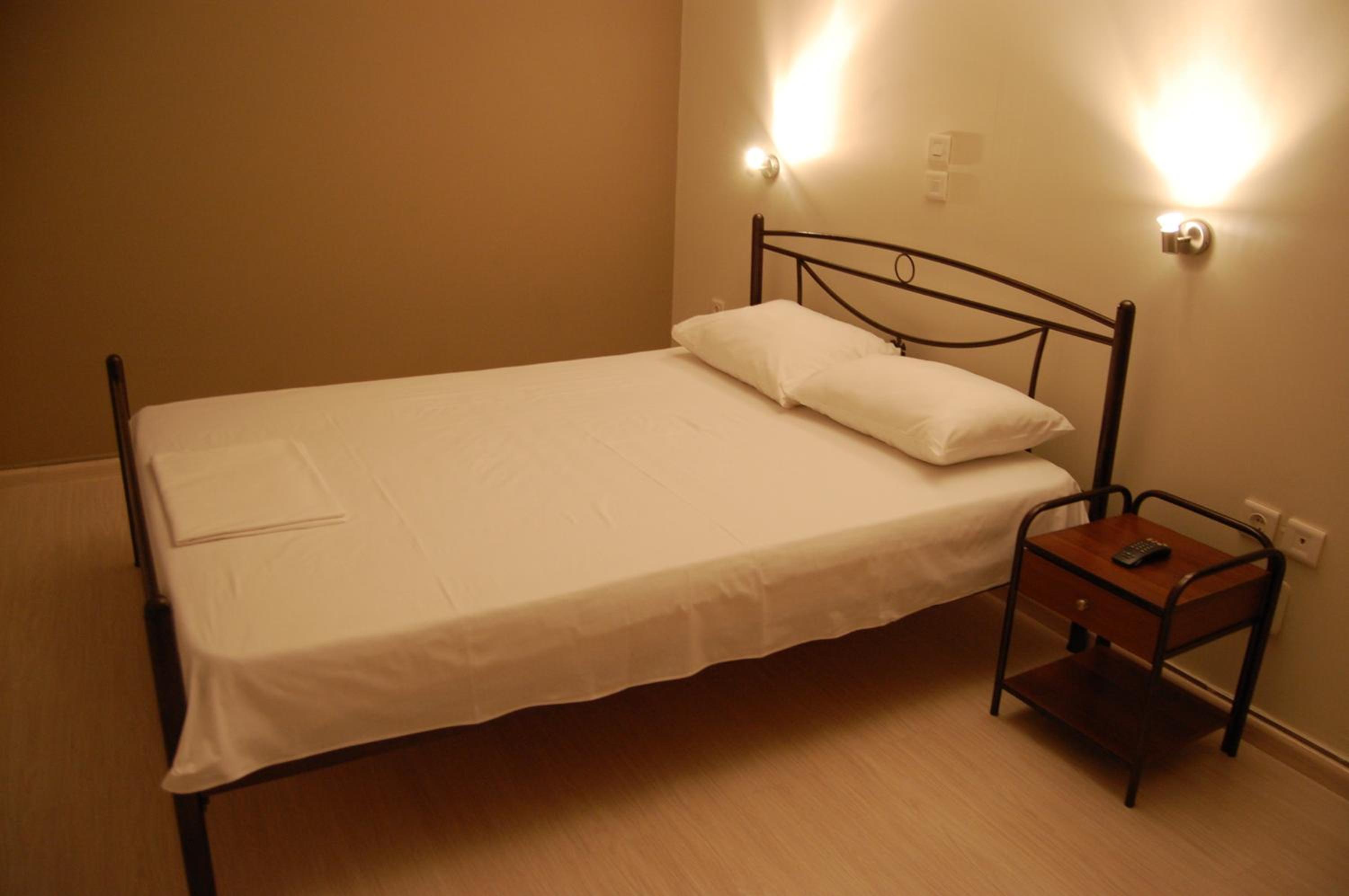 Double or Twin Room photo 3