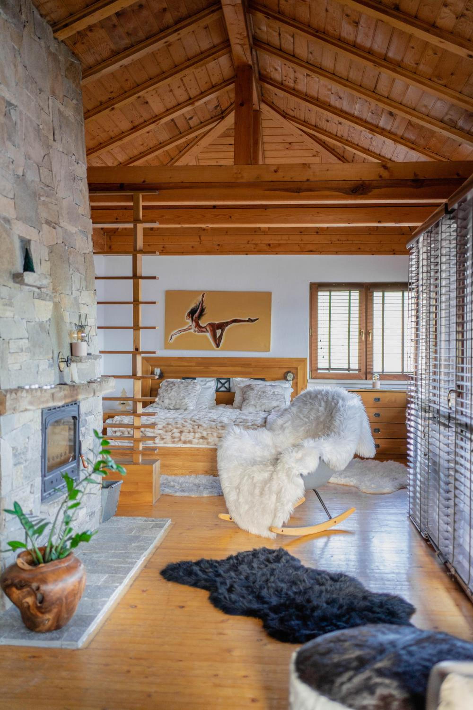 Studio (2 Adults)