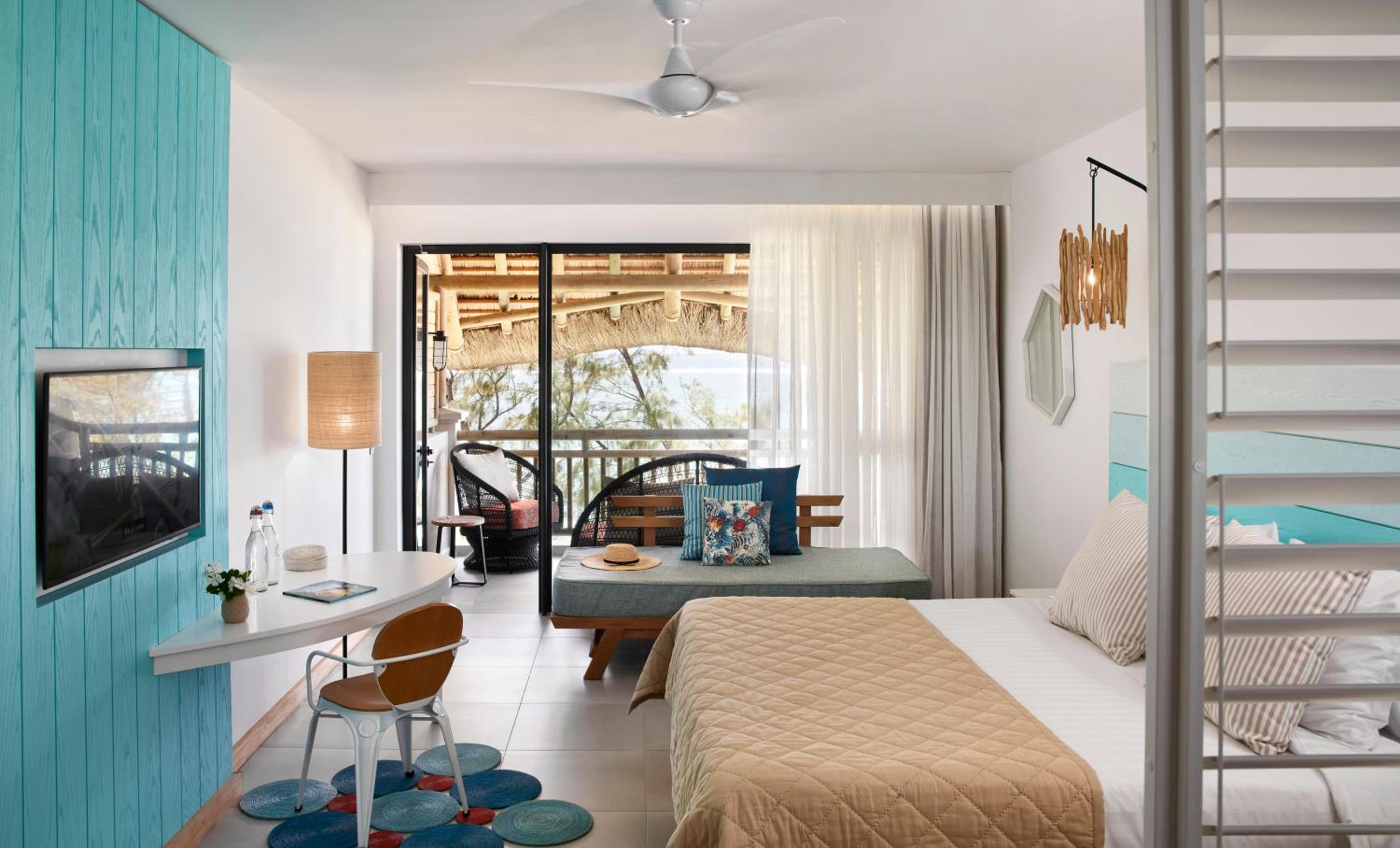 Deluxe Beachfront Room
