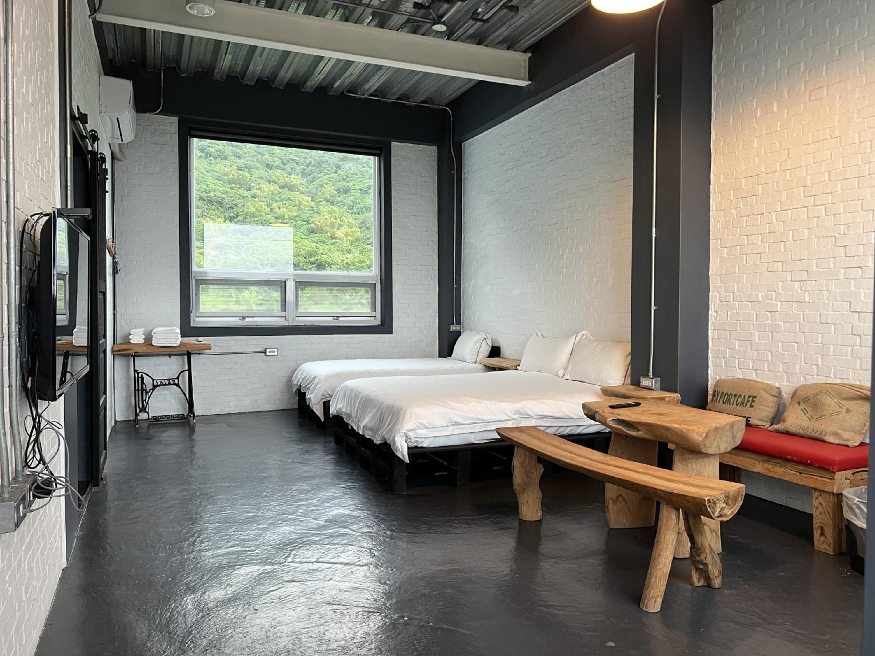 Triple Room with Mountain View