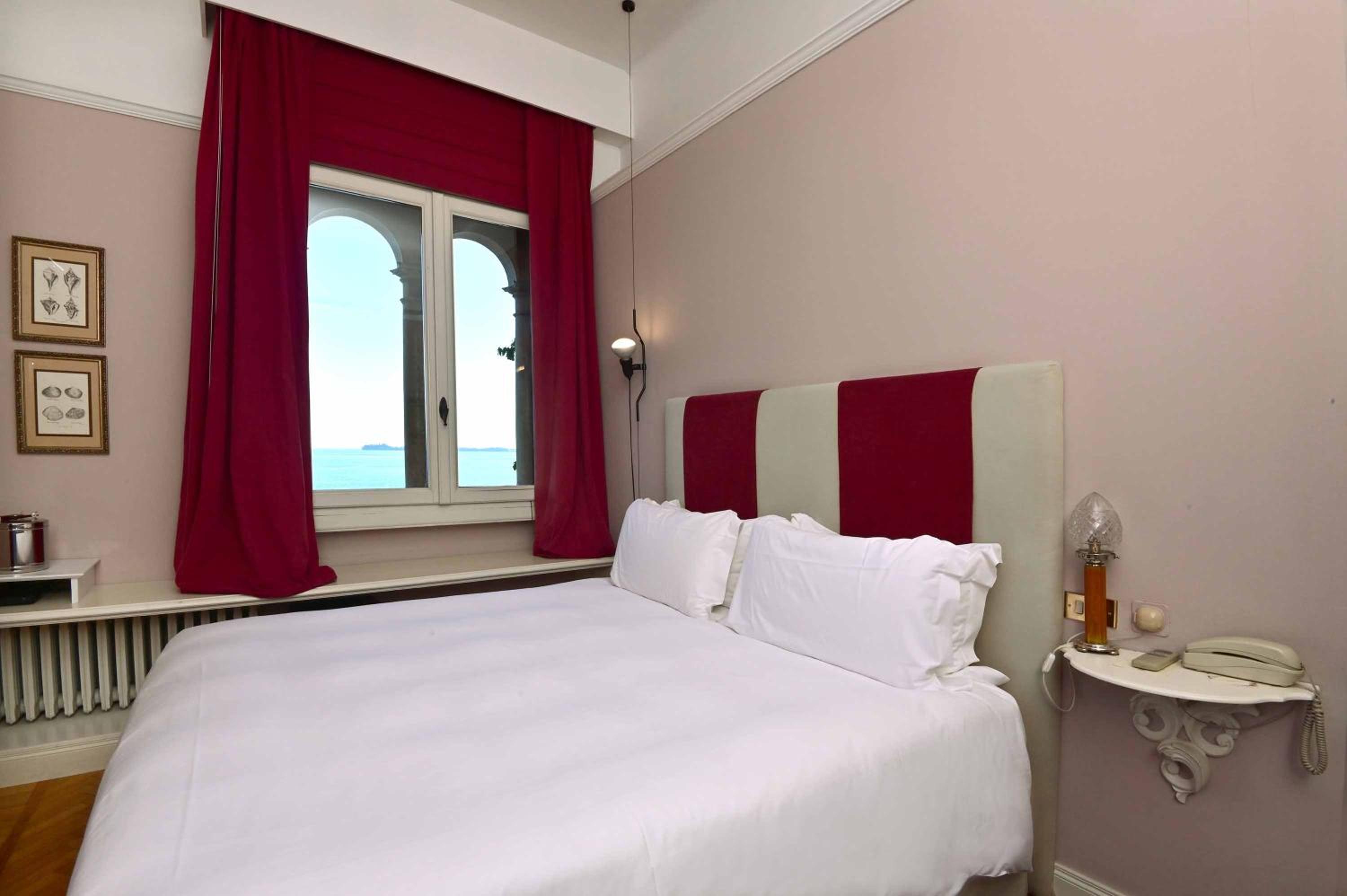 Basic Double Room - Photo 5