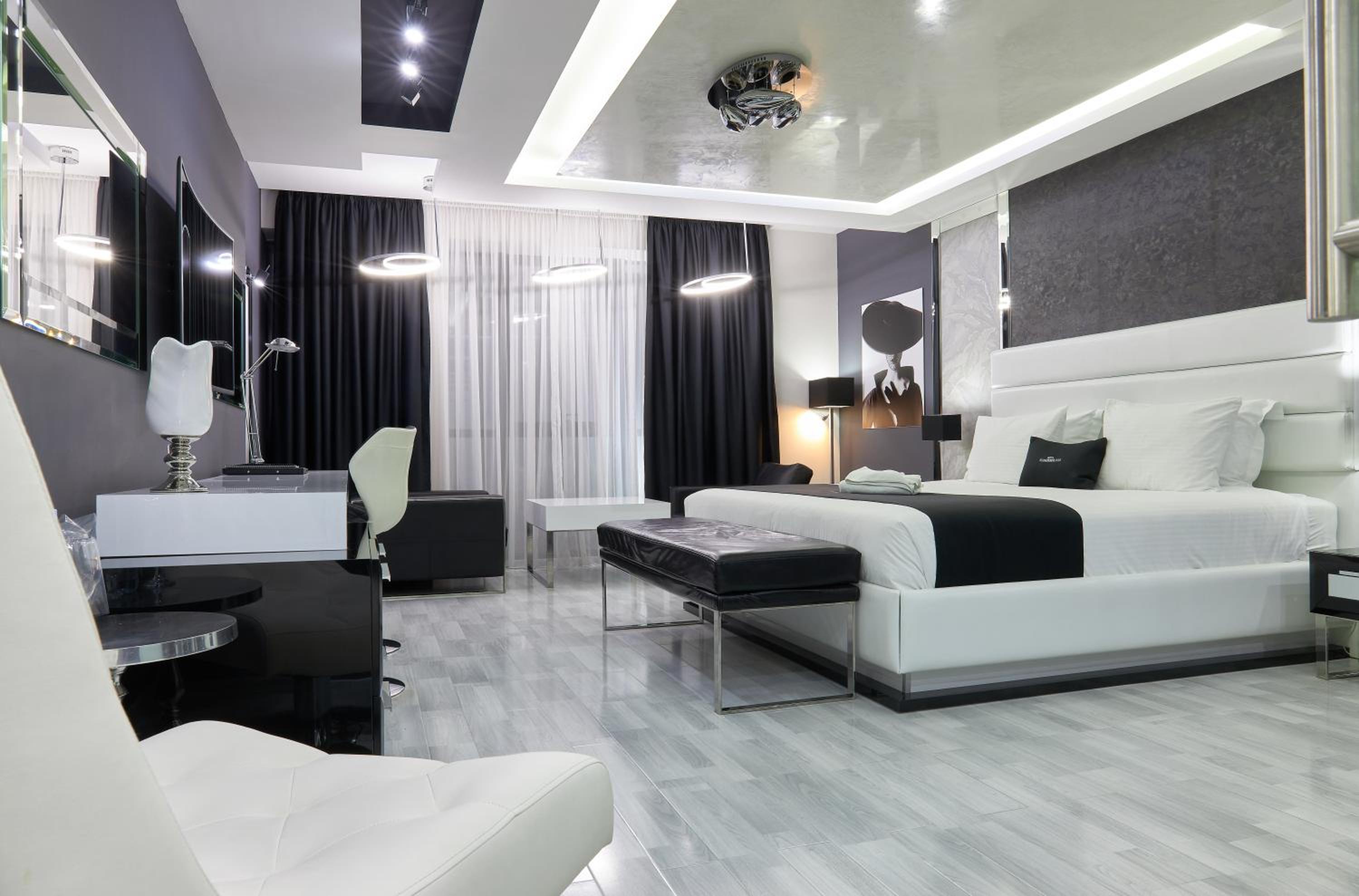 Junior Suite - Free airport Shuttle  - Photo 4