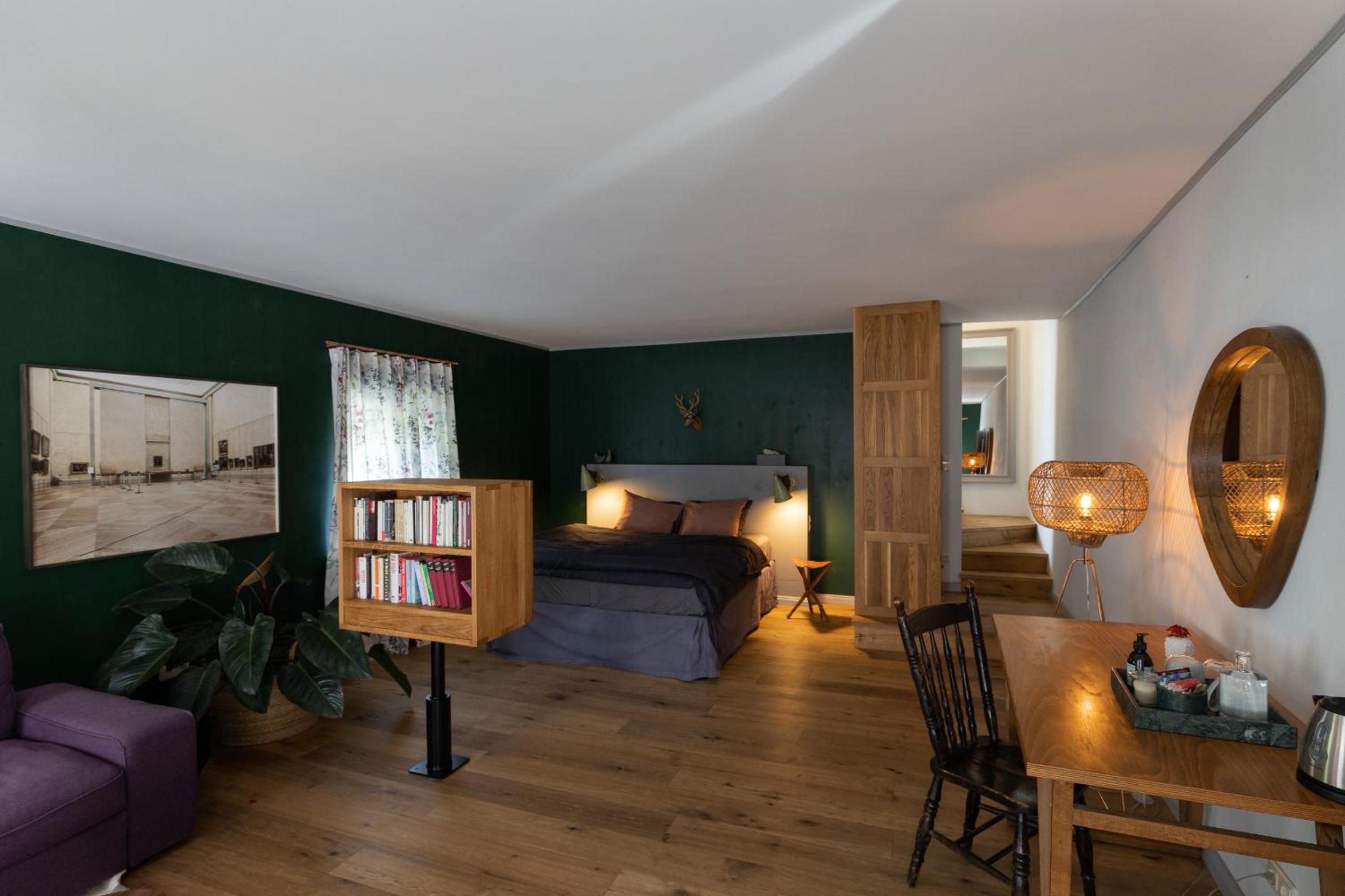 Deluxe Double Room With Shower photo 3