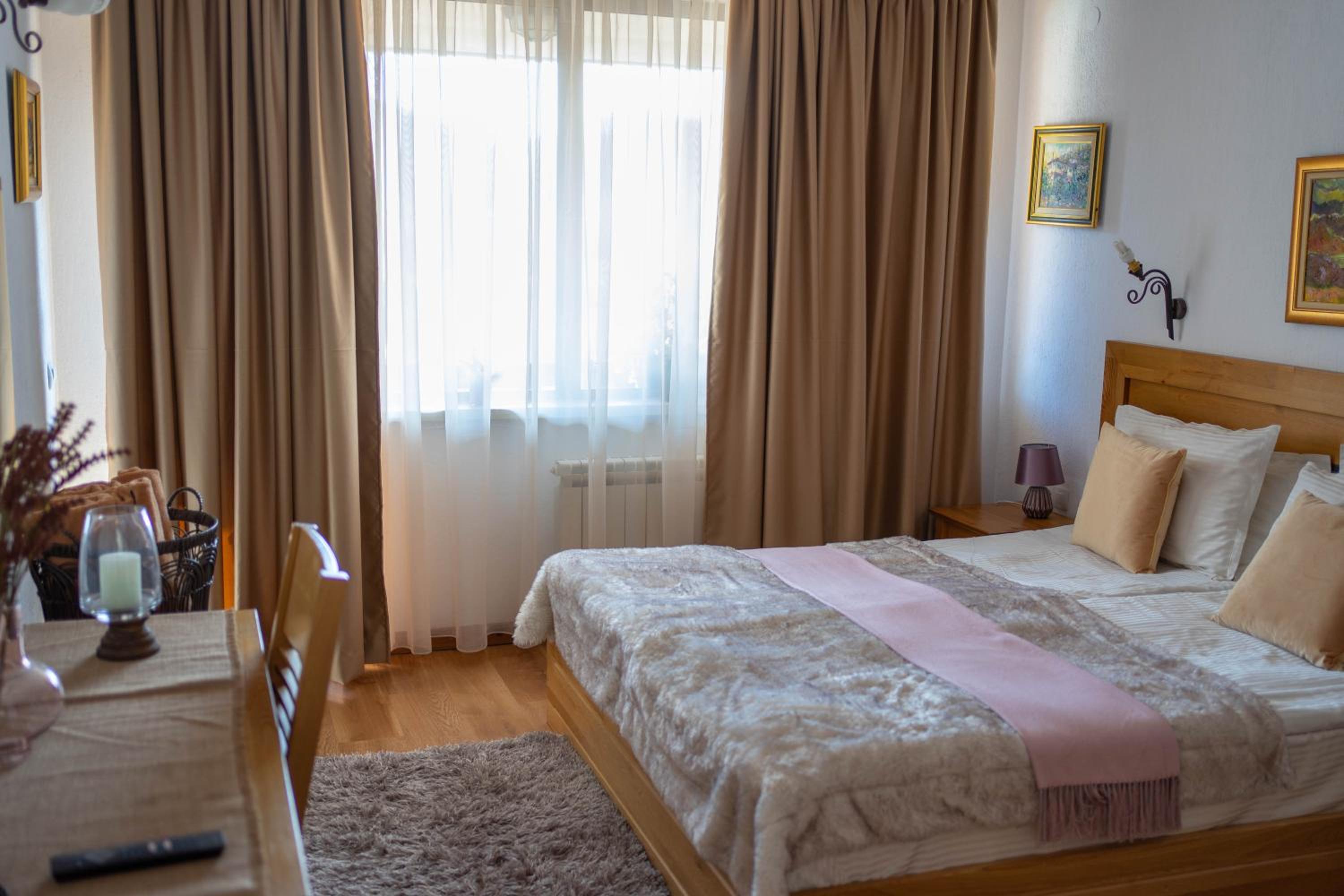 One-Bedroom Suite
