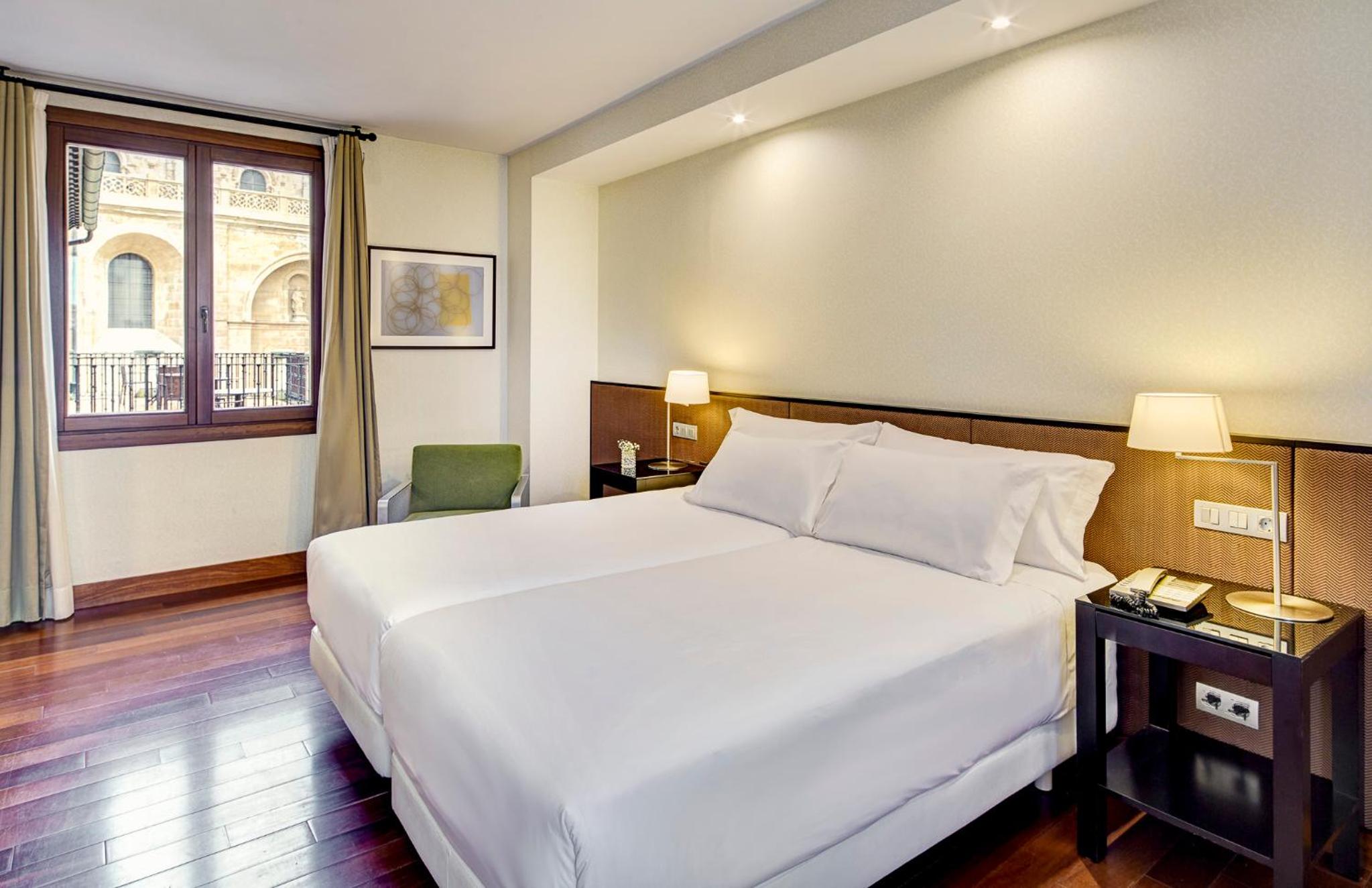 Habitación Doble con Vista a la Catedral