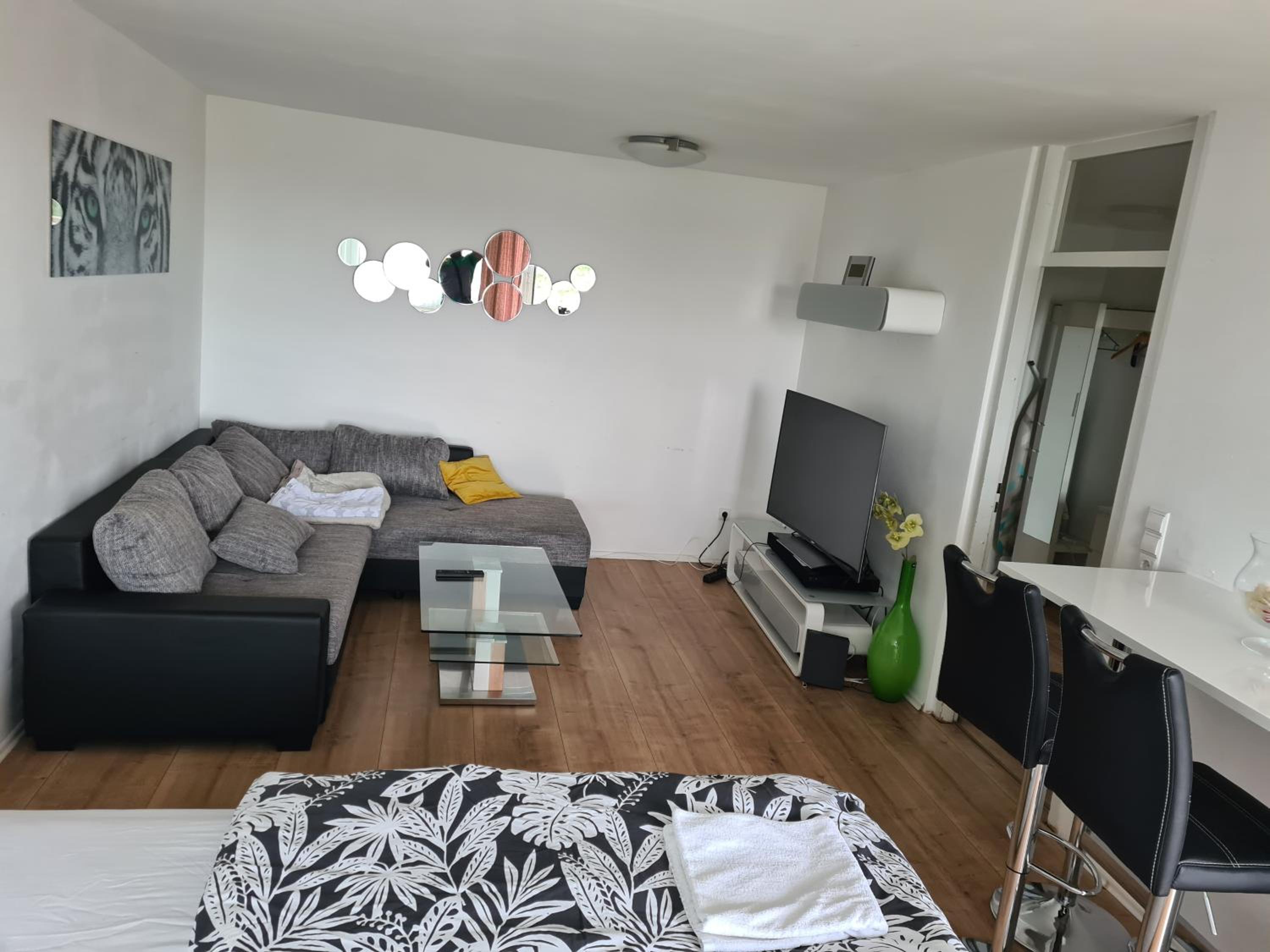 Three-Bedroom Apartment photo 1