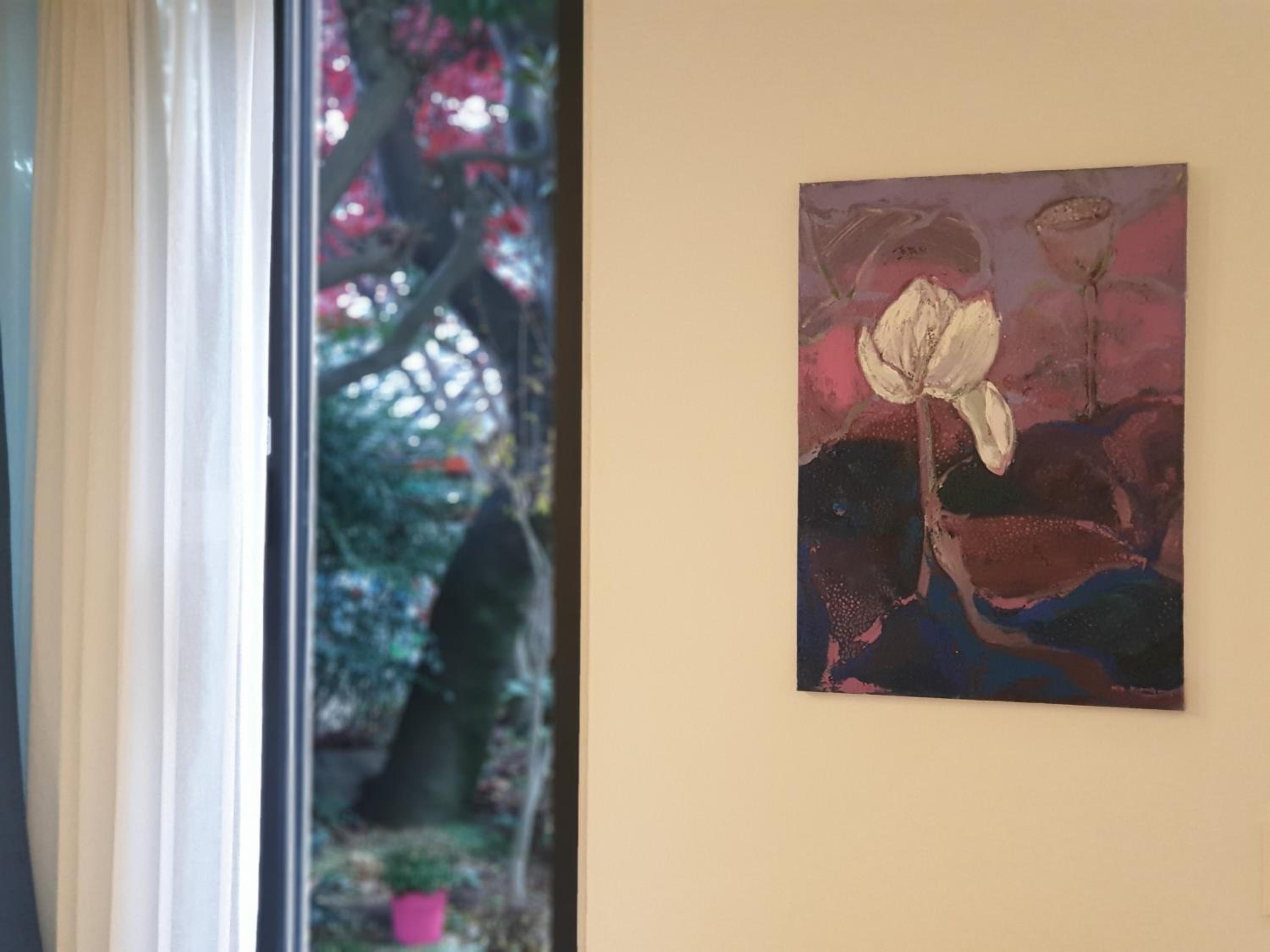 Family Room with Garden View - Photo 9