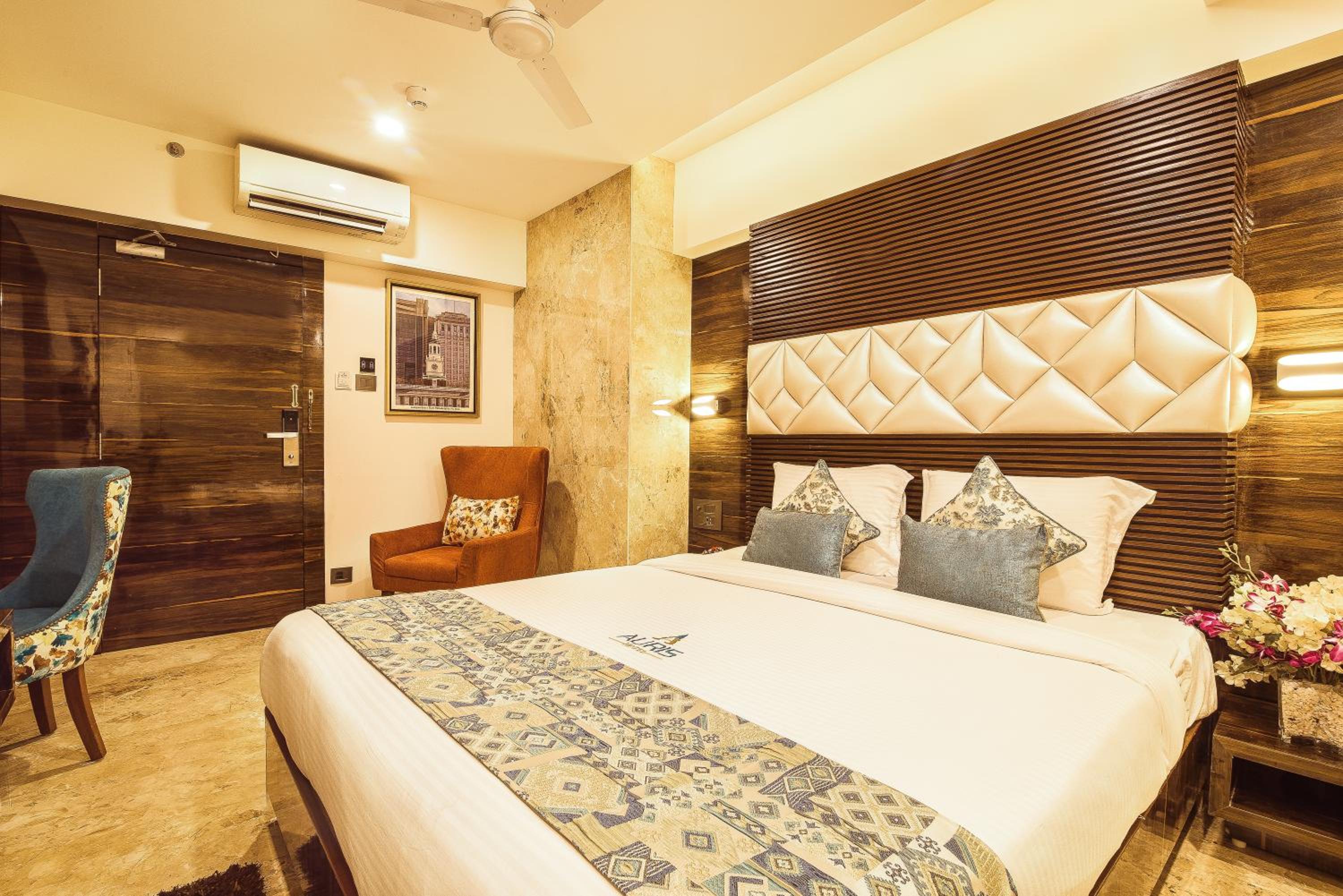 Double or Twin Room - Photo 10