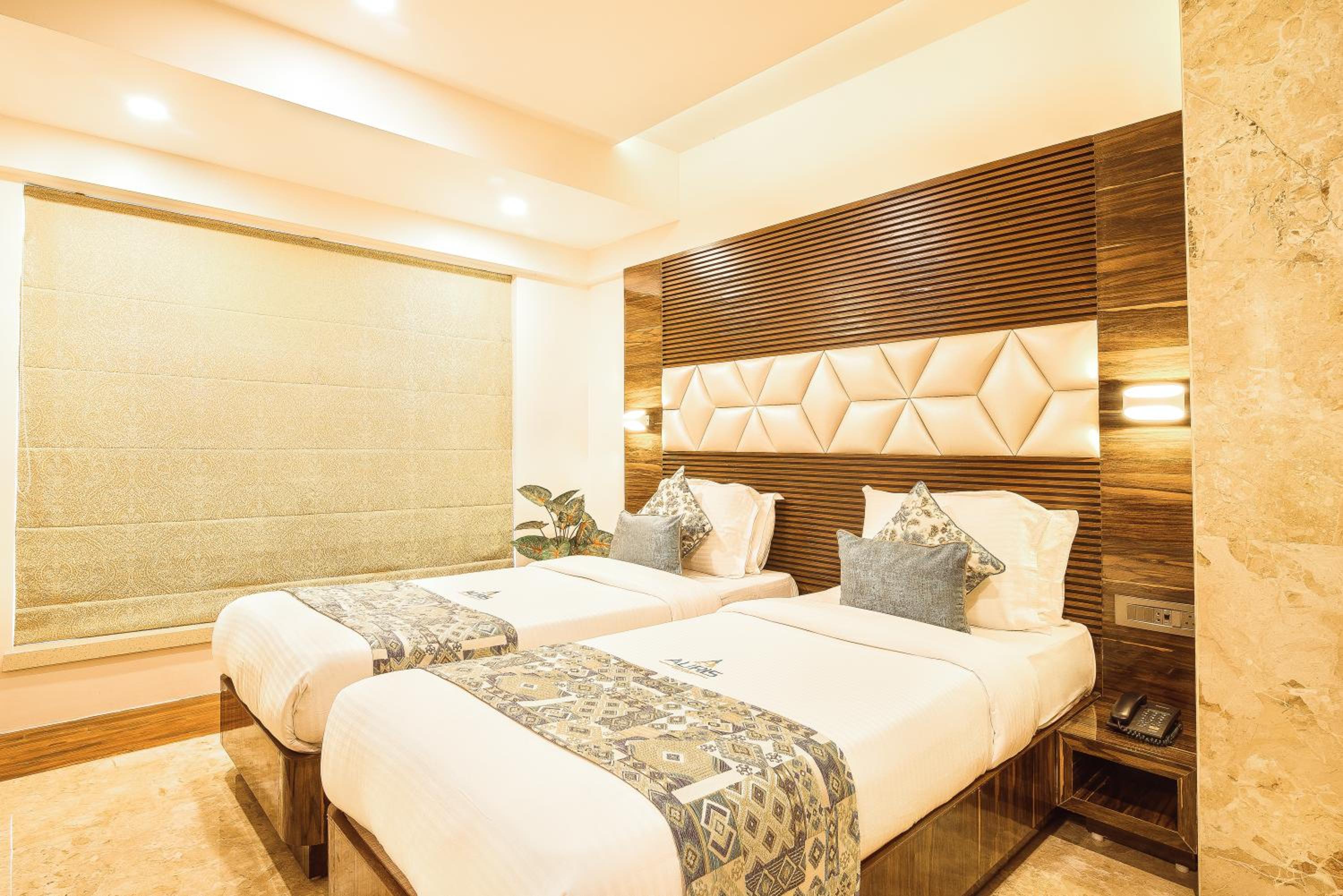 Double or Twin Room - Photo 15