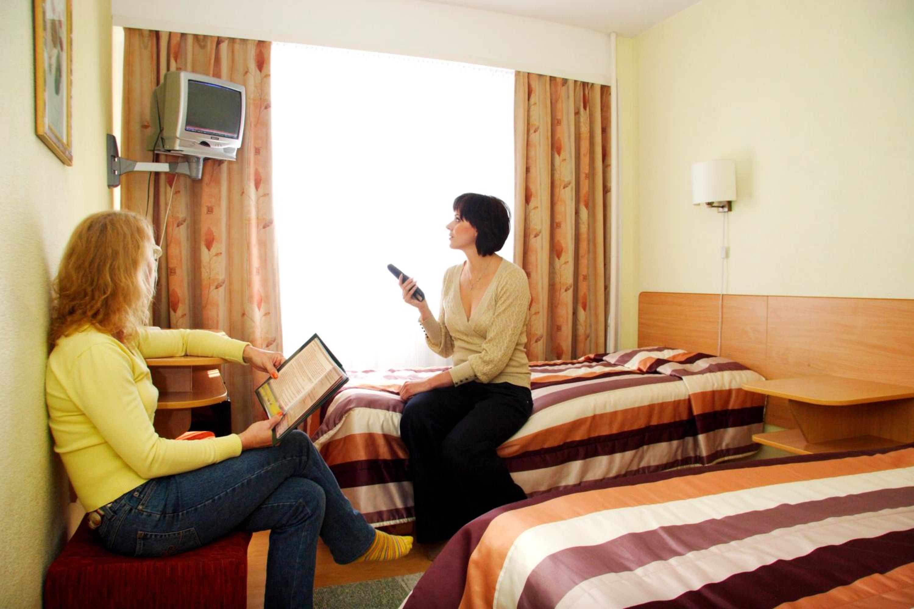 Twin Room - Photo 4