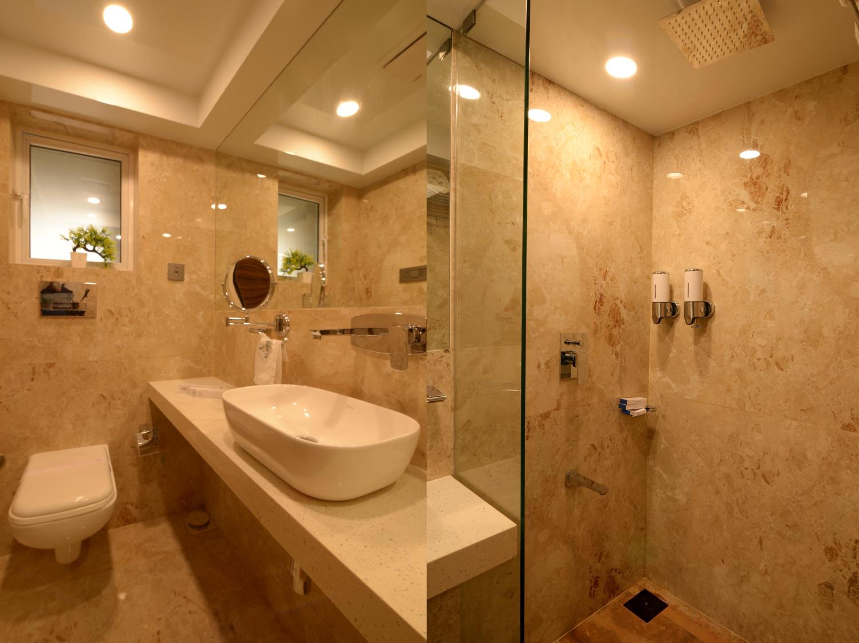 Double or Twin Room - Photo 5