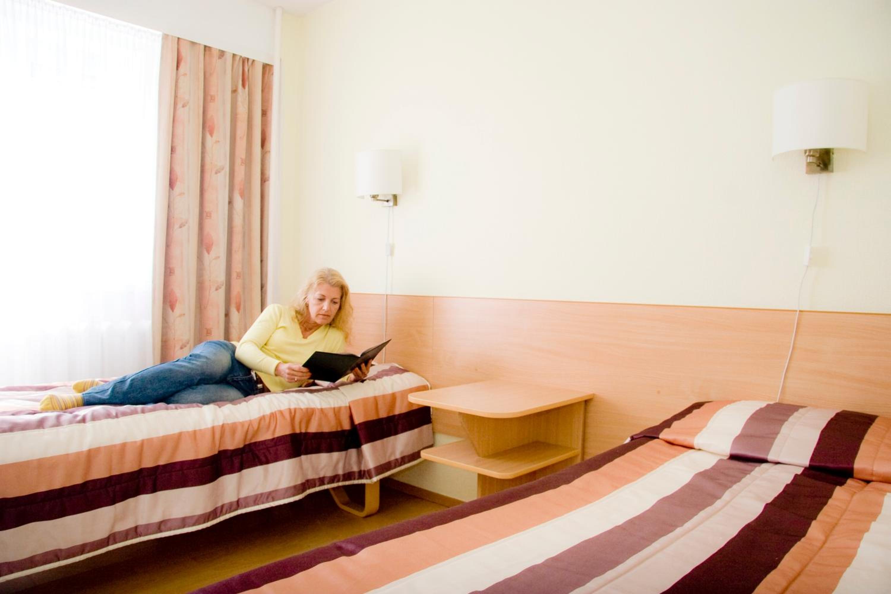 Twin Room - Photo 5