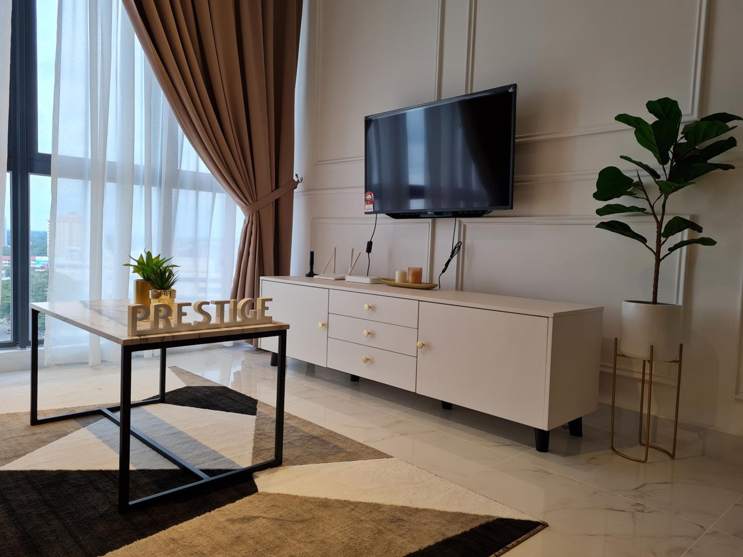 One-Bedroom Apartment - Photo 6