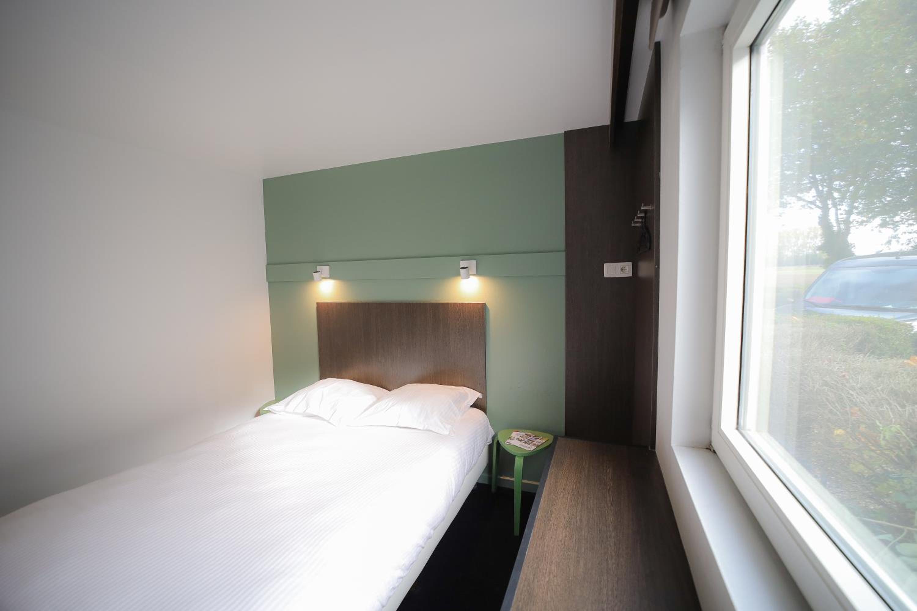 Standard Double Room - Photo 4