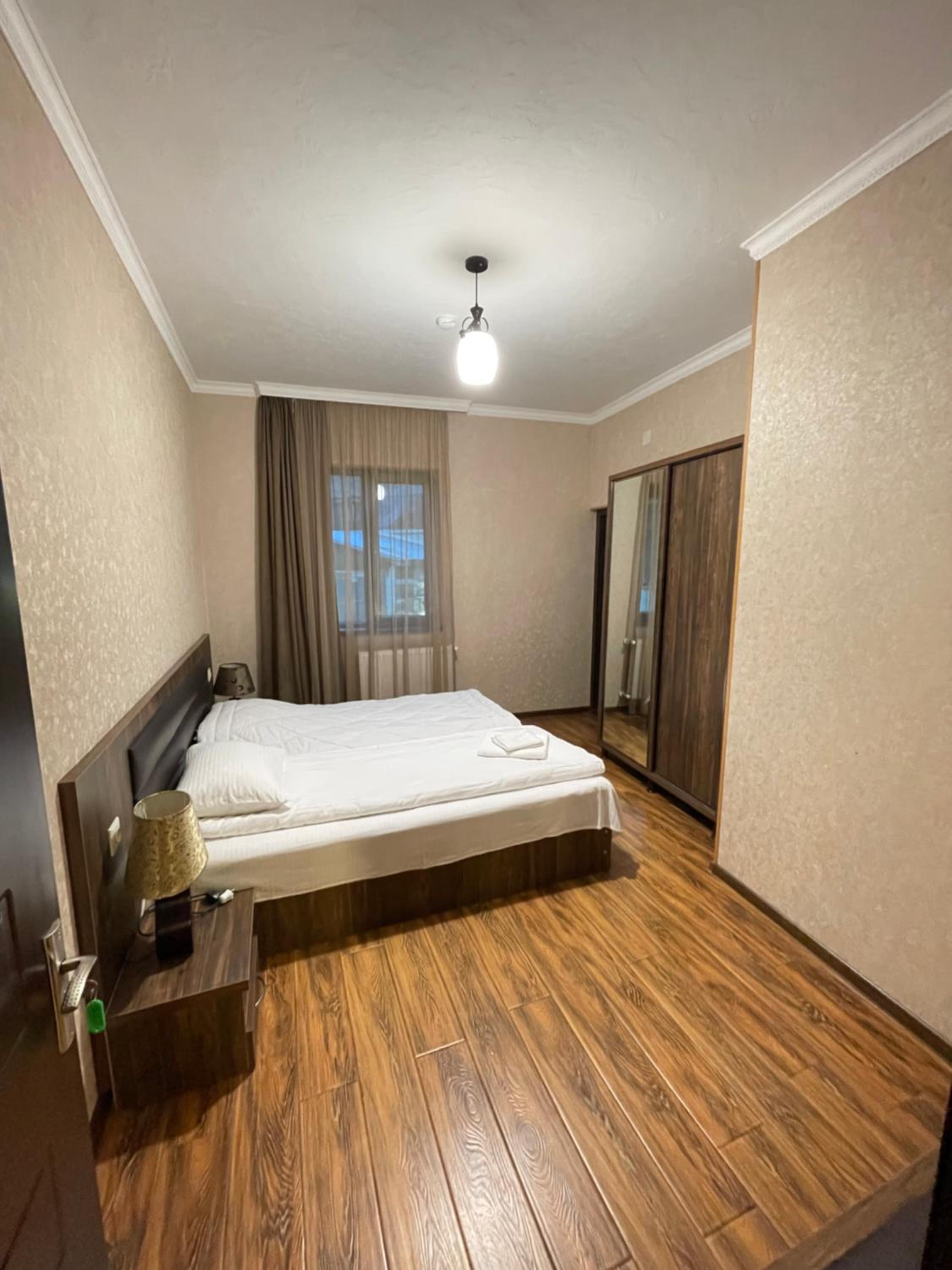 Standard Double or Twin Room - Photo 5