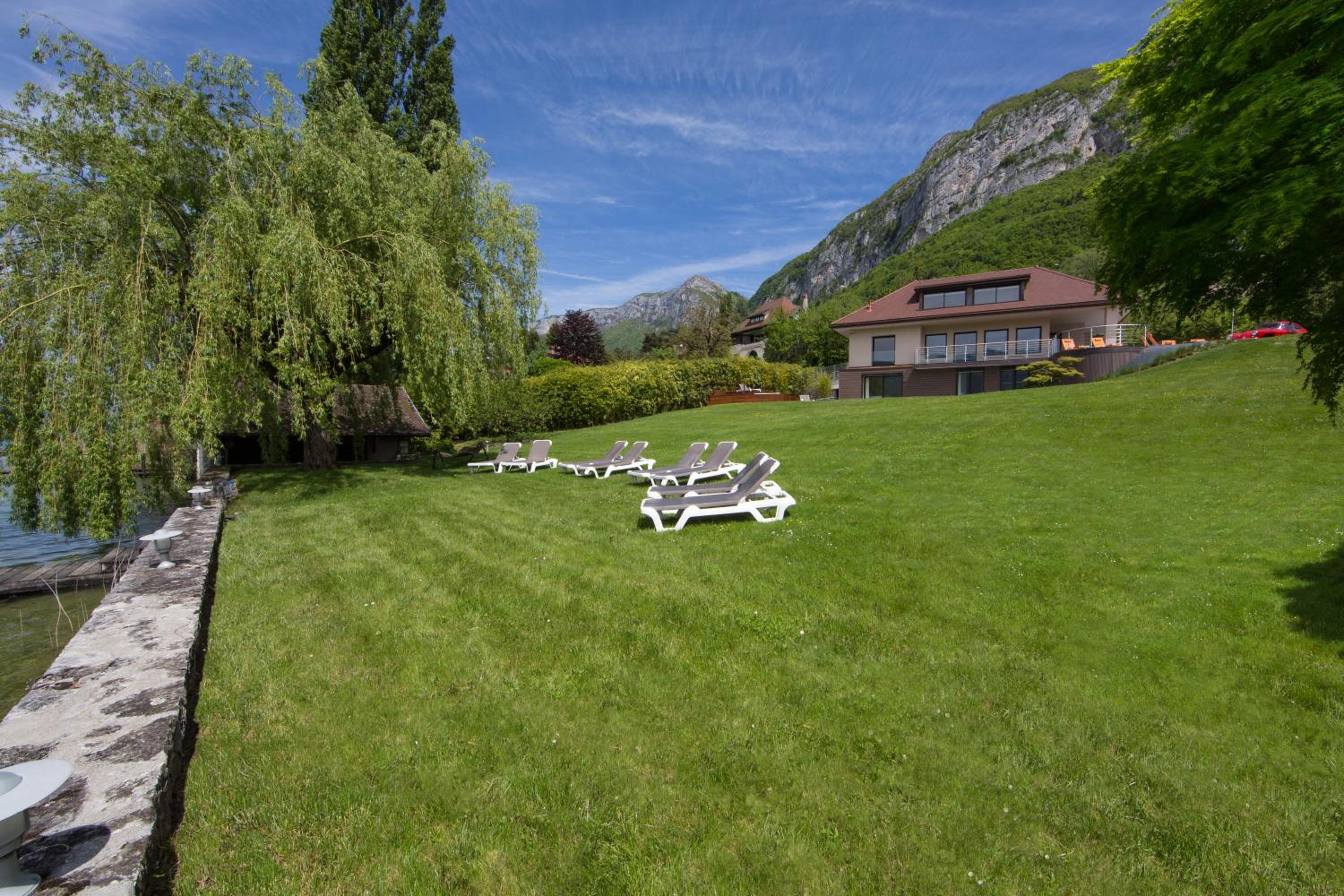 Five-Bedroom Villa (10 Adults) photo 3