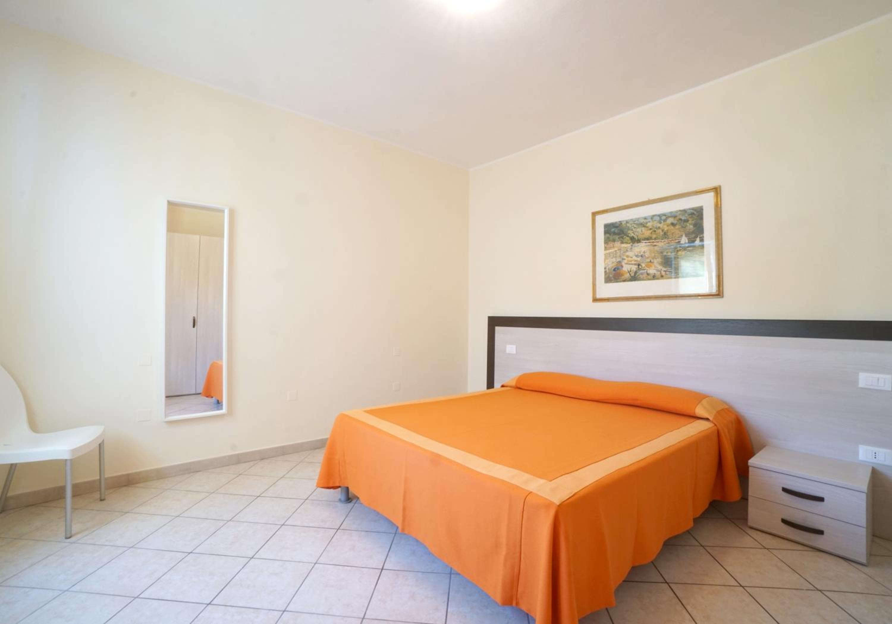 Two-Bedroom House photo 2