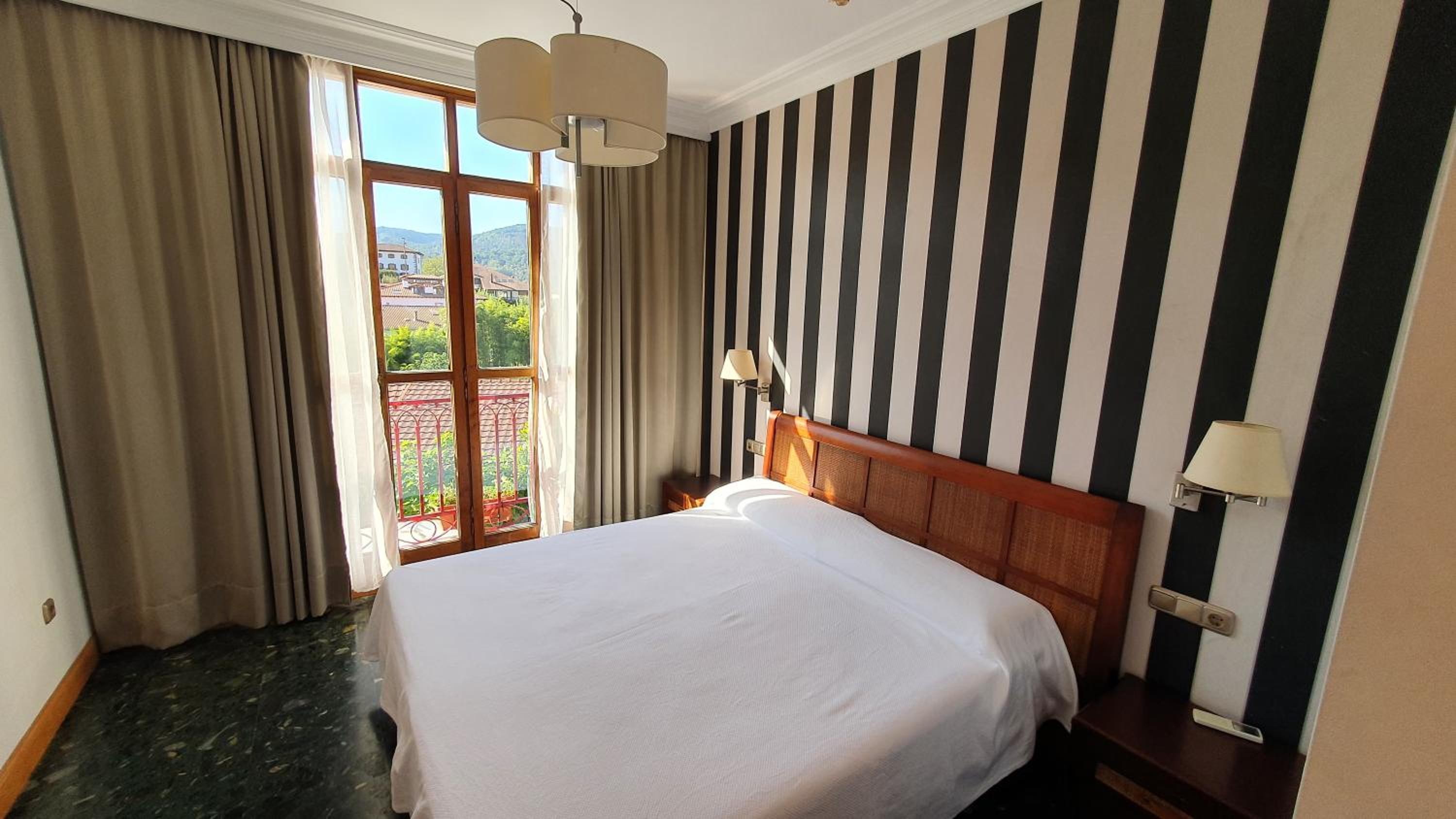 Double Room with Private Bathroom photo 2