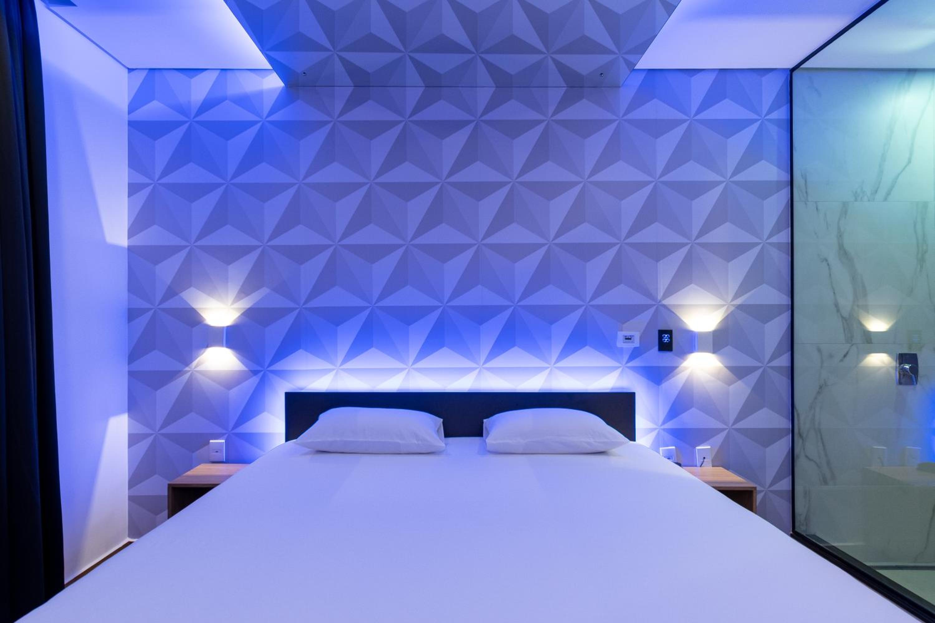 King Suite - Photo 8