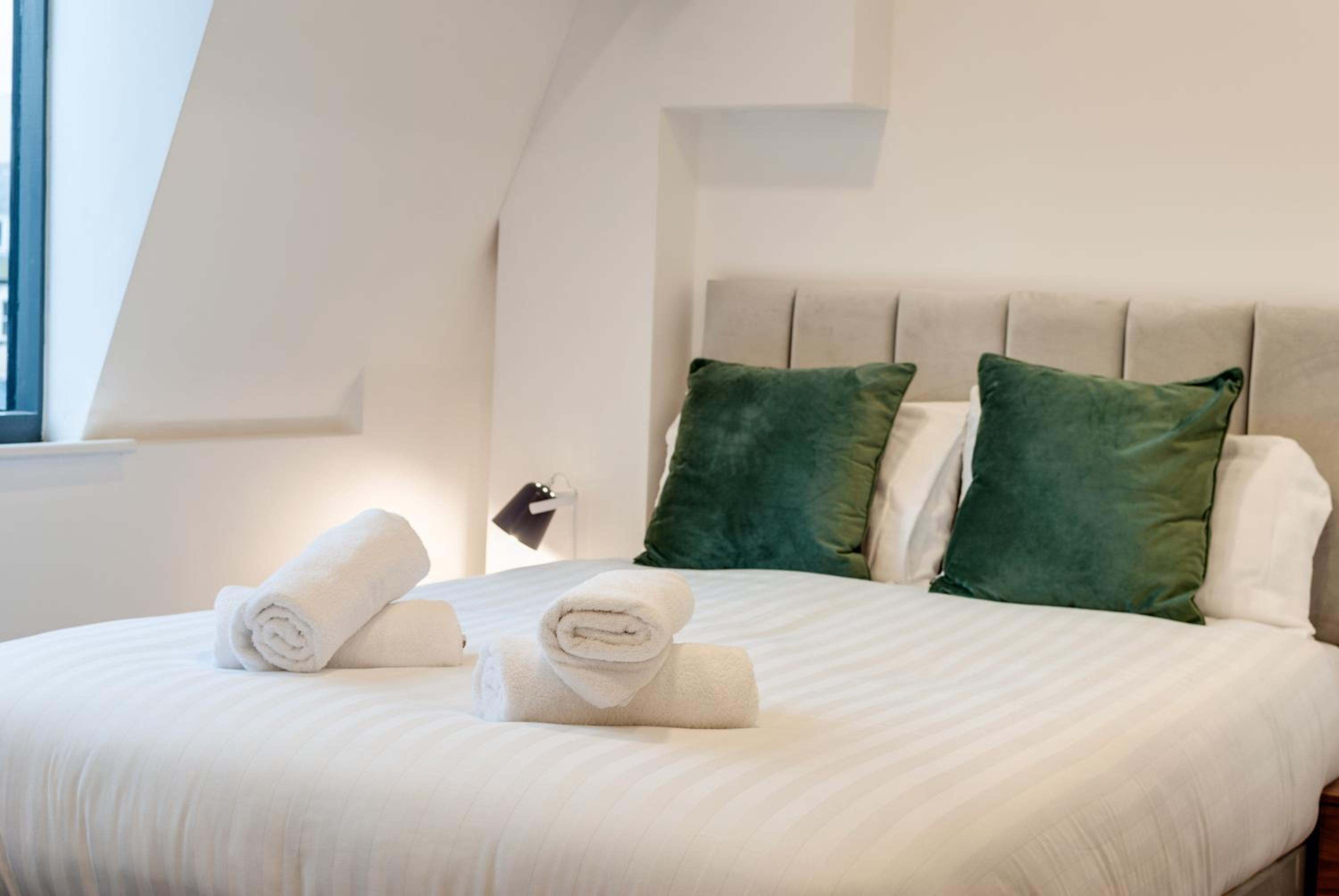 One-Bedroom Apartment - Photo 28