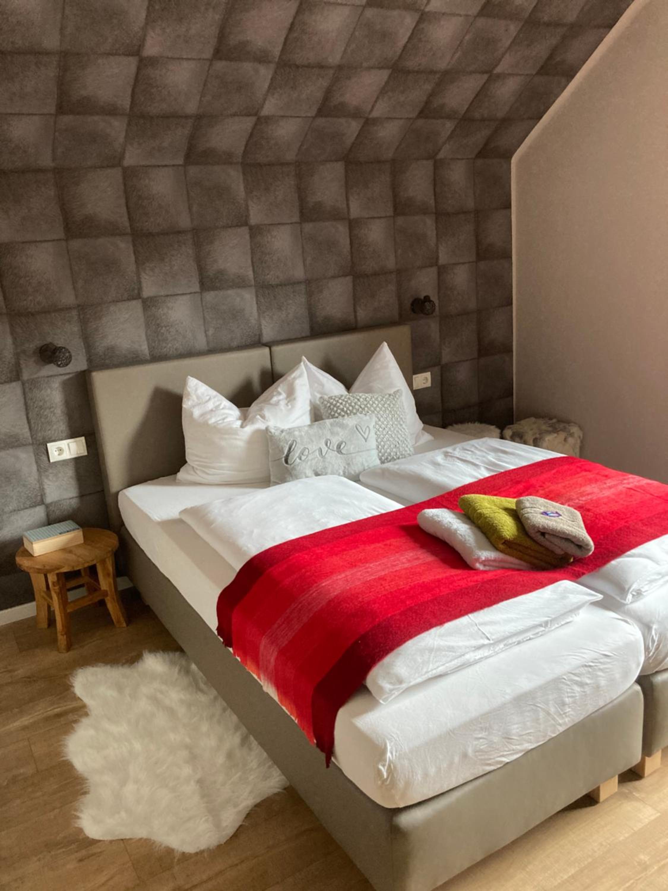 King Room with Mountain View photo 1