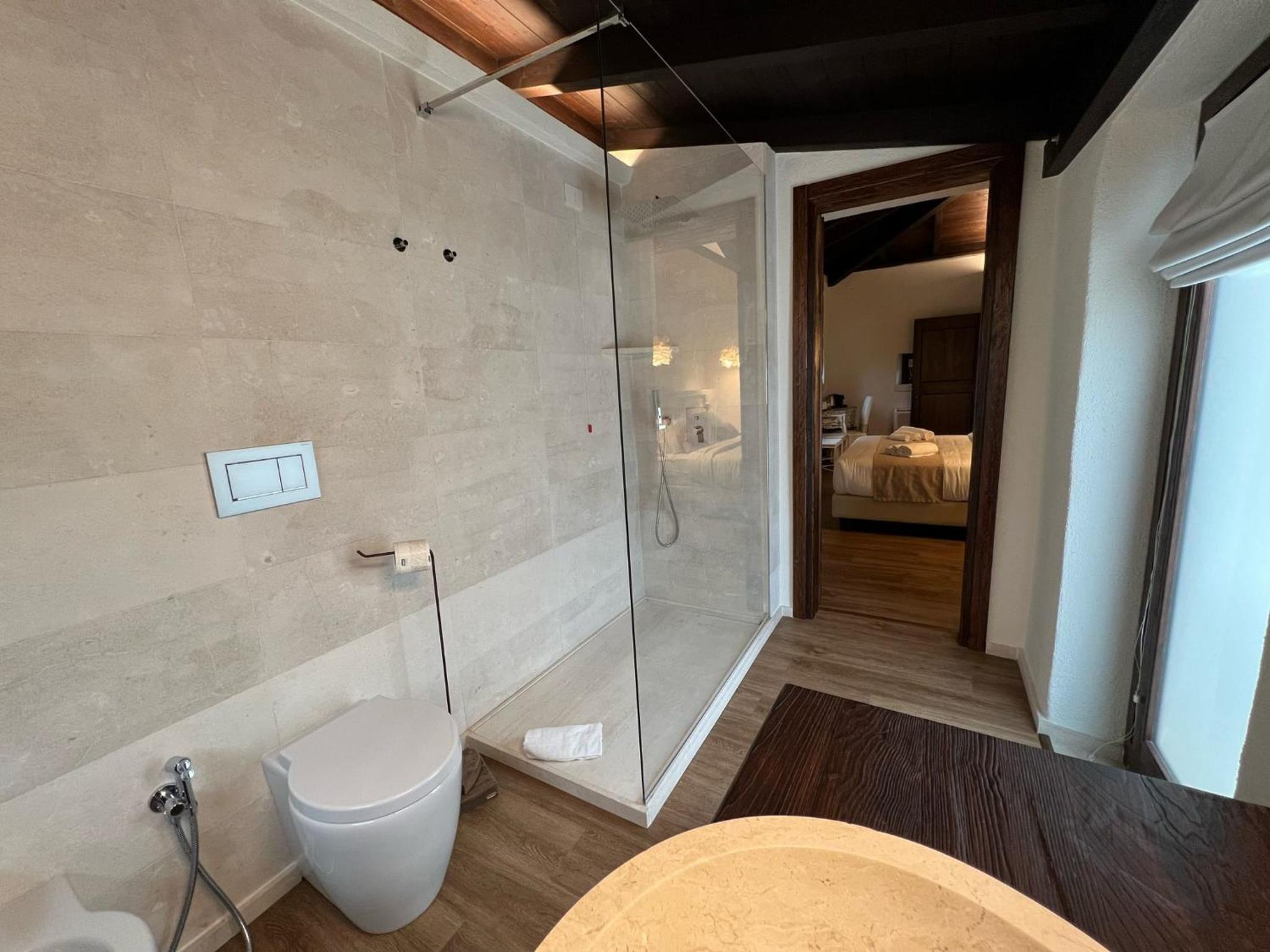Standard Double or Twin Room with Garden View photo 2
