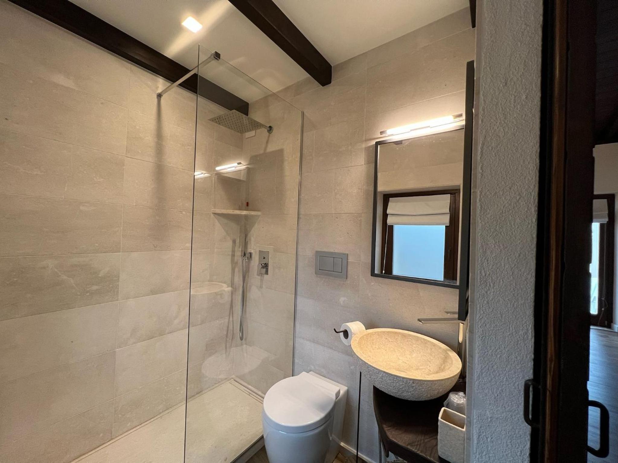 Standard Double or Twin Room photo 2
