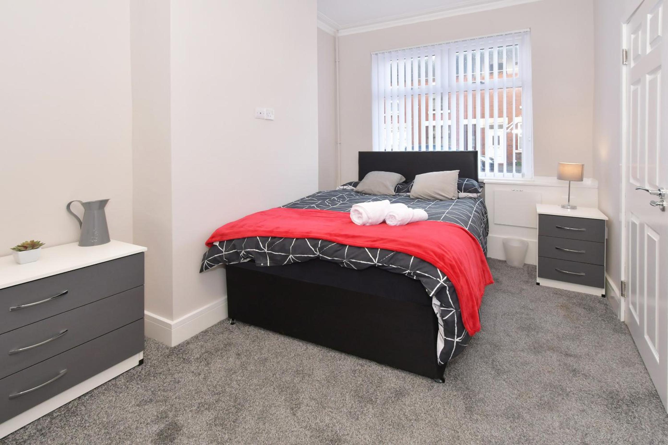Standard Double Room With Shared Bathroom photo 2