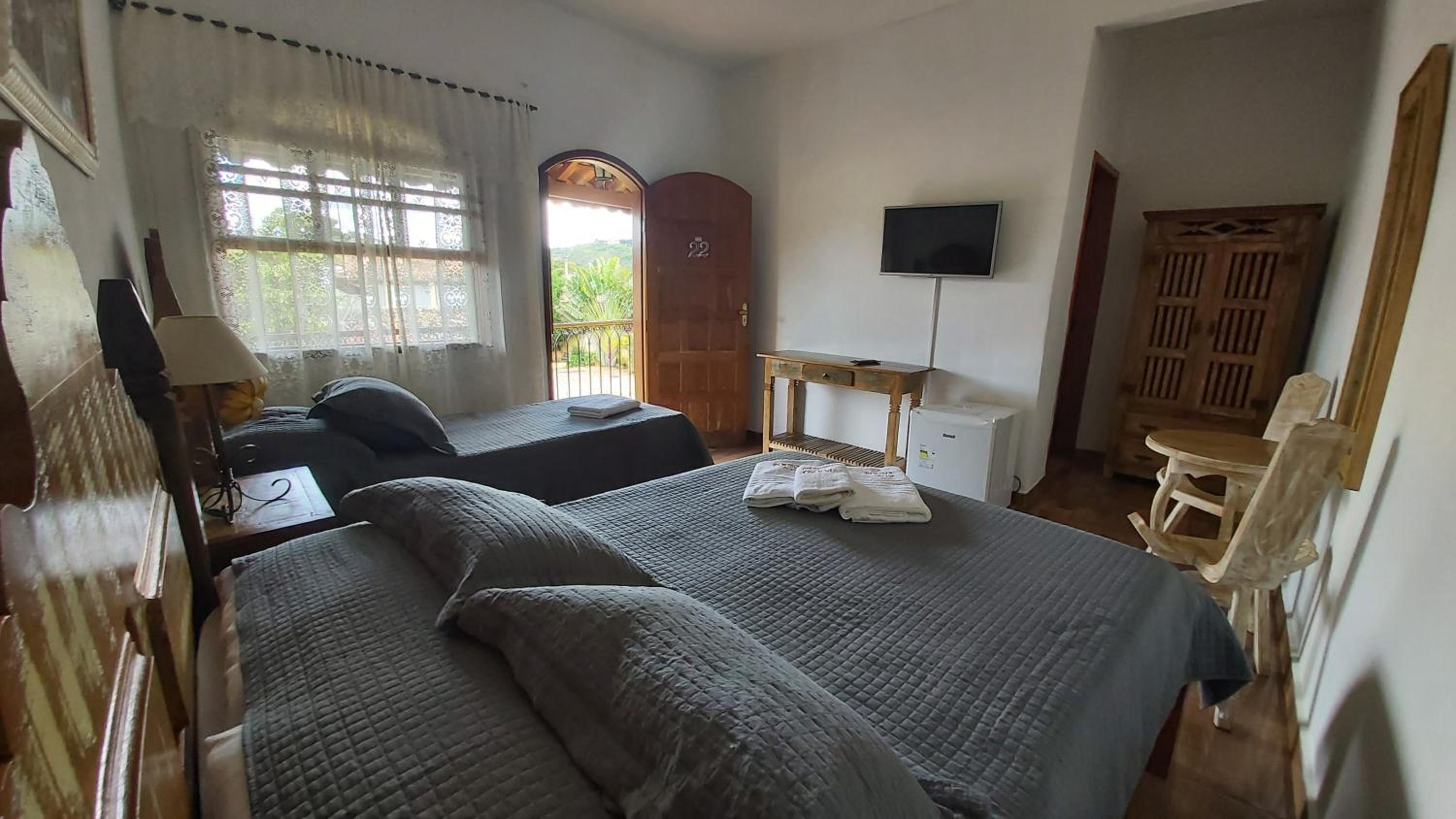 Standard Triple Room photo 2