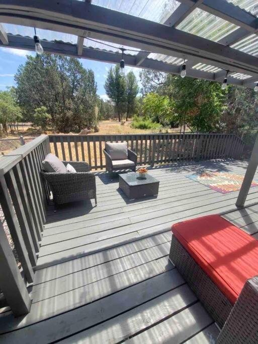 Four-Bedroom House - Photo 4