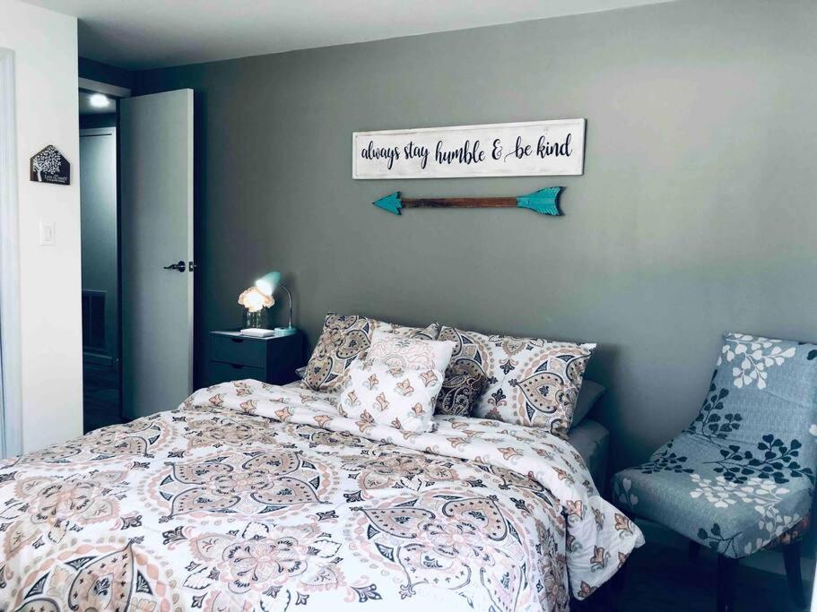 Four-Bedroom House - Photo 13