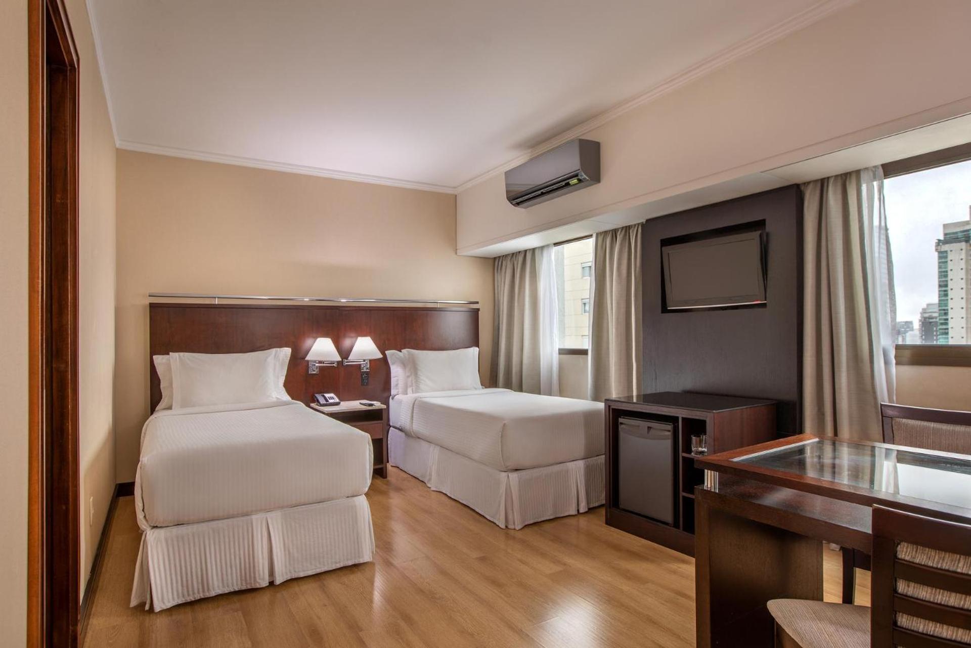 The Innside Twin Room - Photo 1