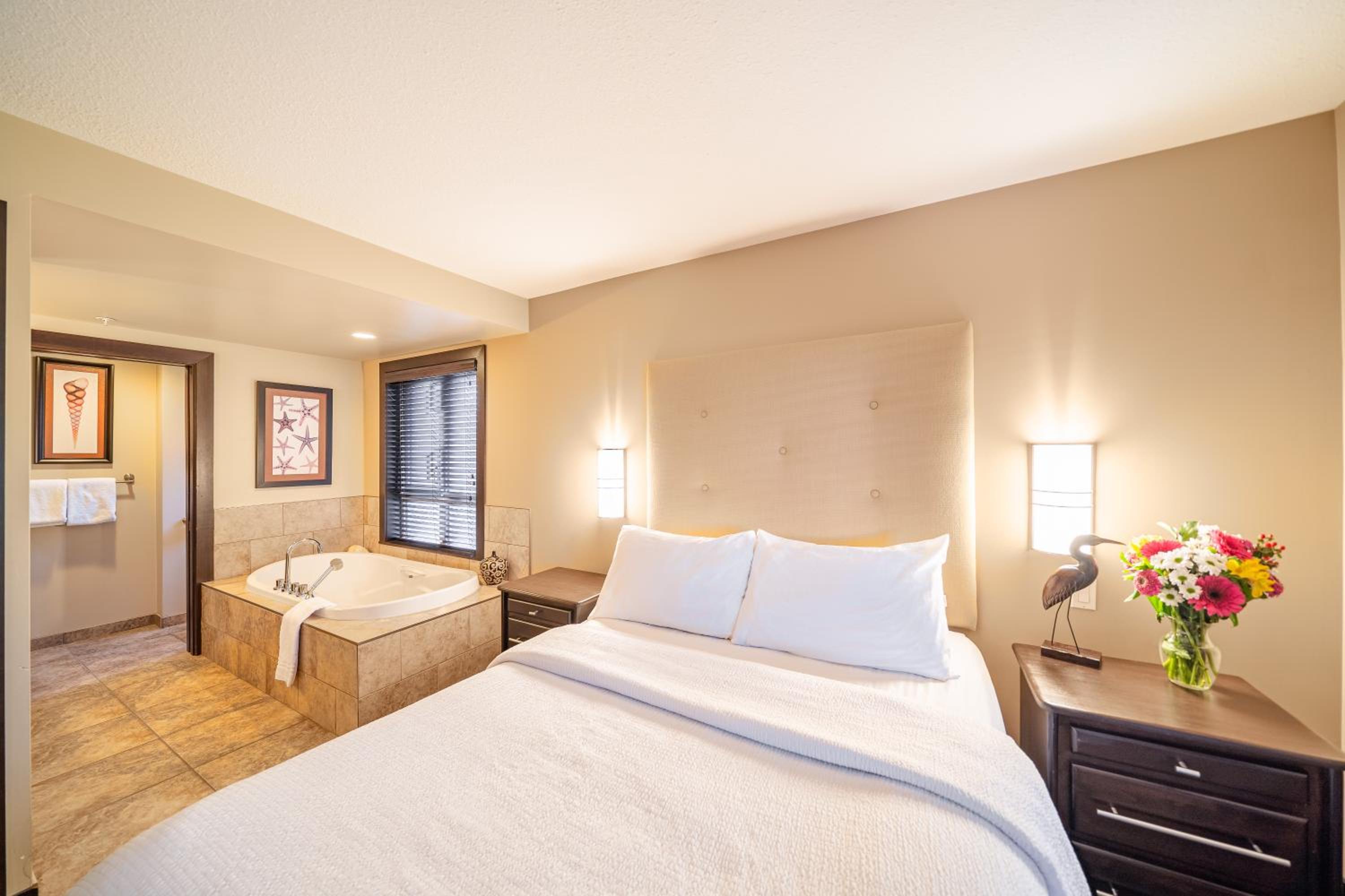 Two-Bedroom Suite photo 2