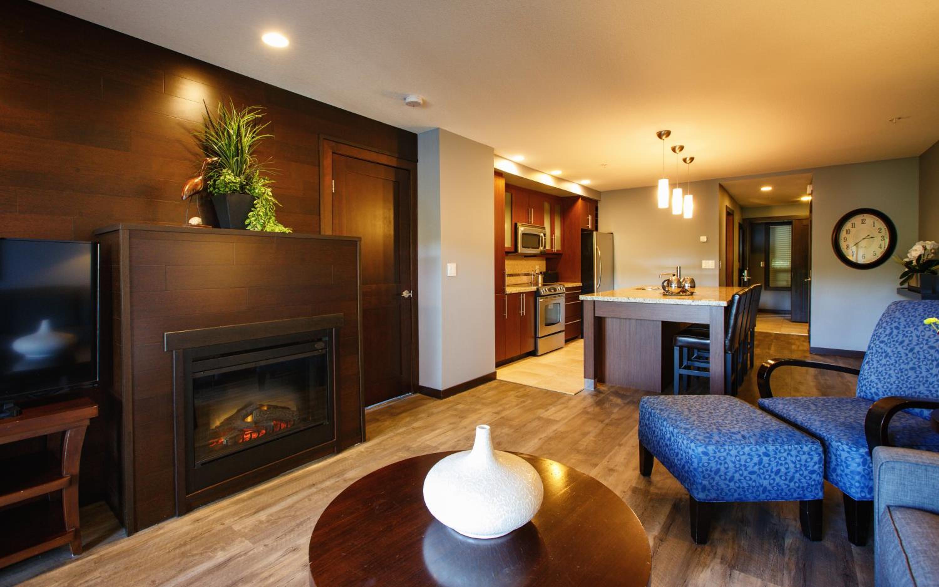 Two-Bedroom Suite photo 3