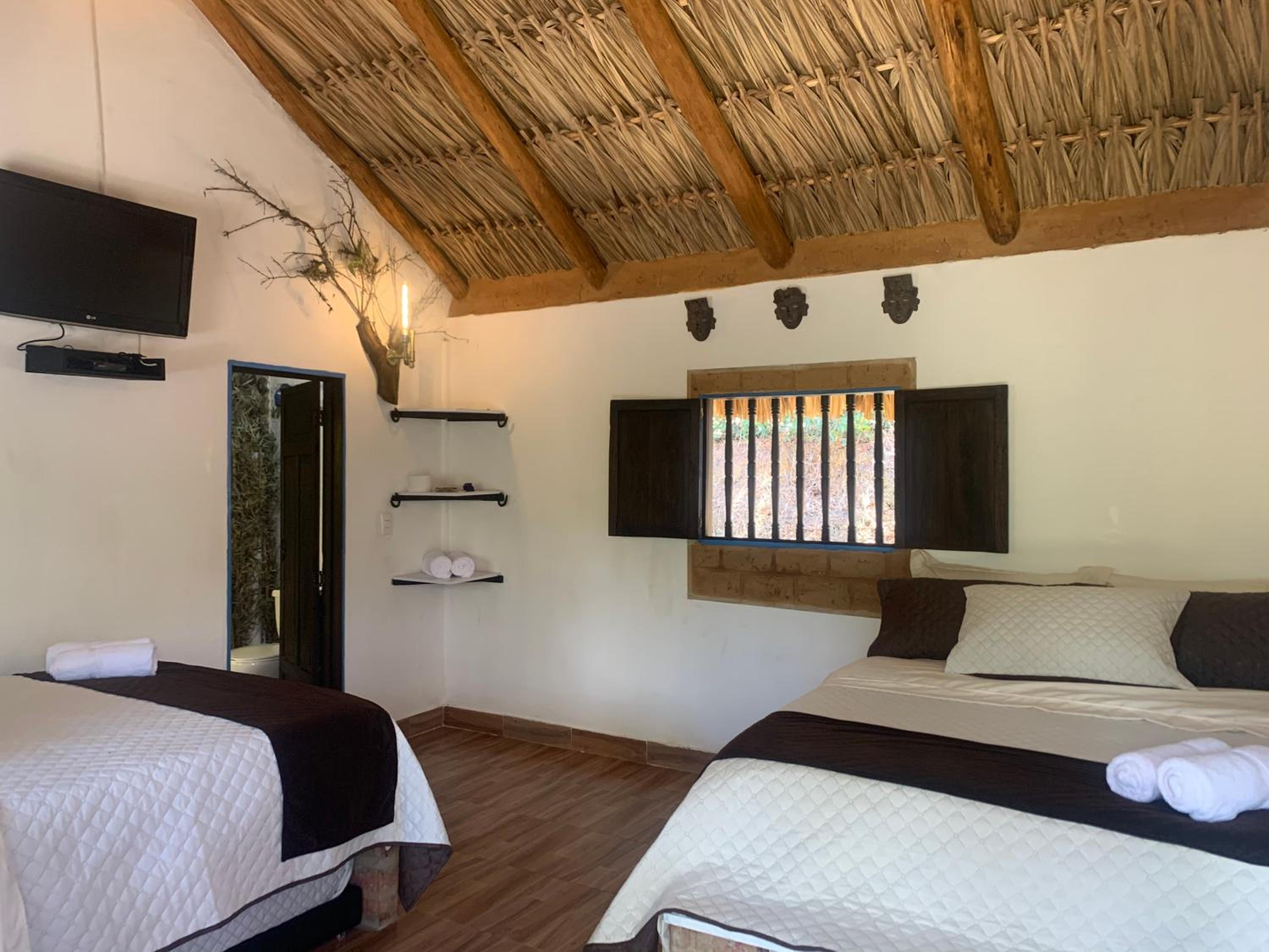 Deluxe Bungalow with Garden View photo 3