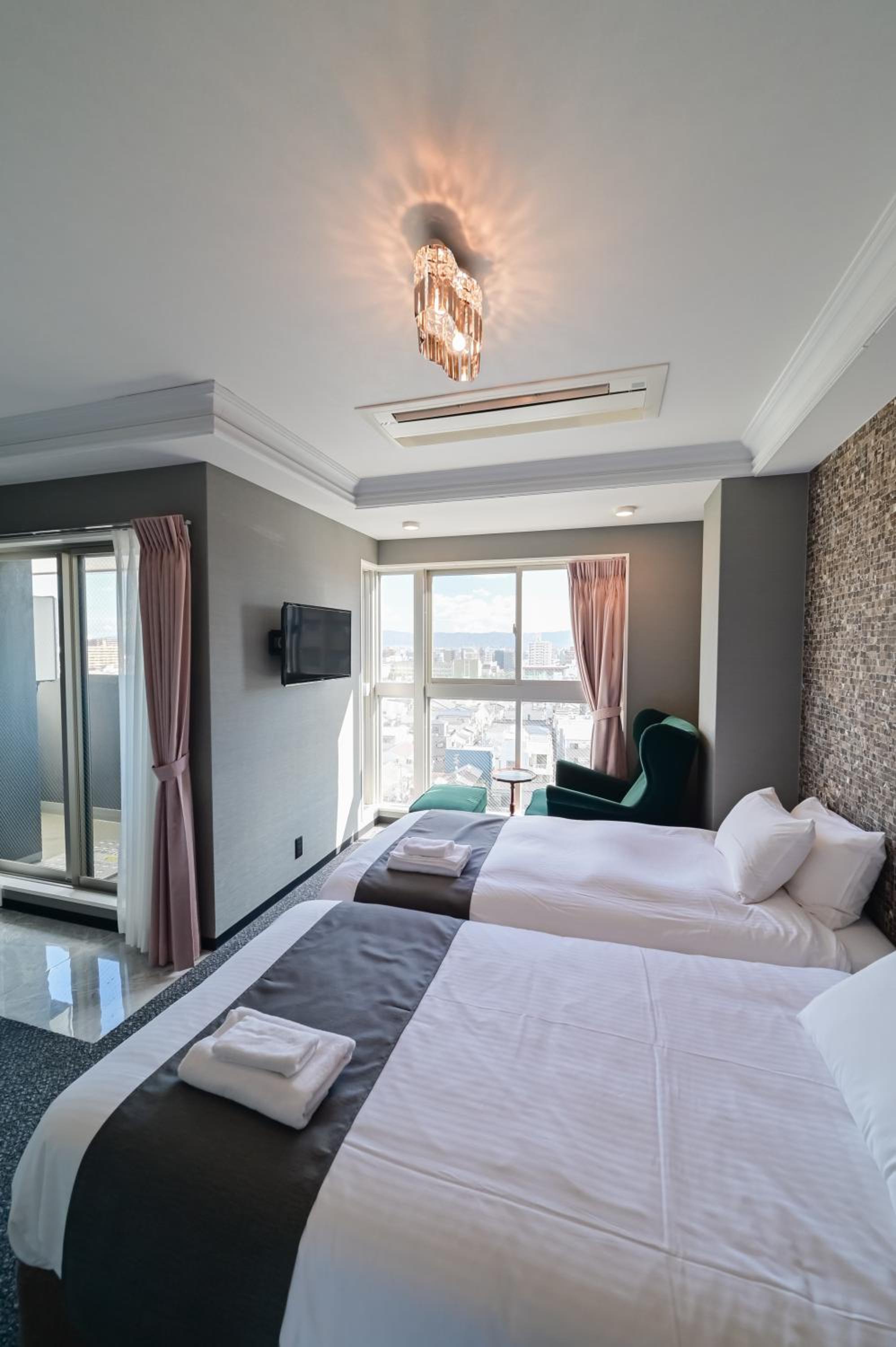 Executive Suite